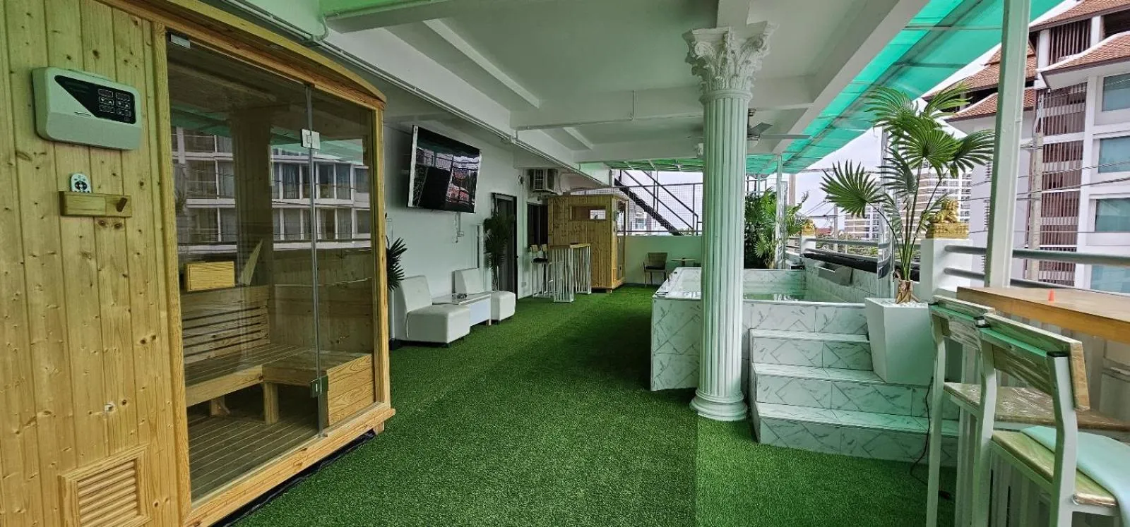 Sauna in Priory Hillside Residence