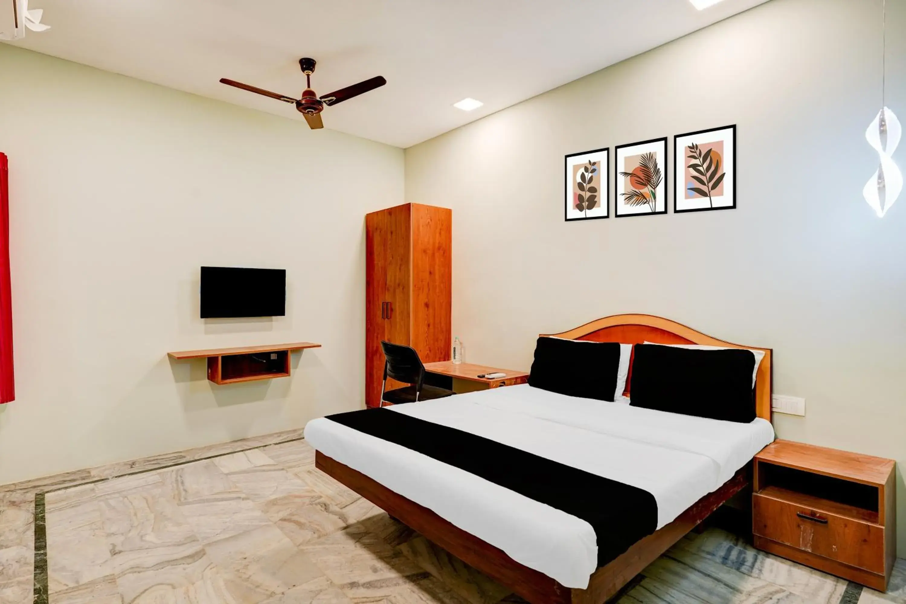 Classic Triple Room - single occupancy in Super Collection O Vadapalani Formerly Mahalakshmi Inn Classic Triple Room - single occupancy in Super Collection O Vadapalani Formerly Mahalakshmi Inn