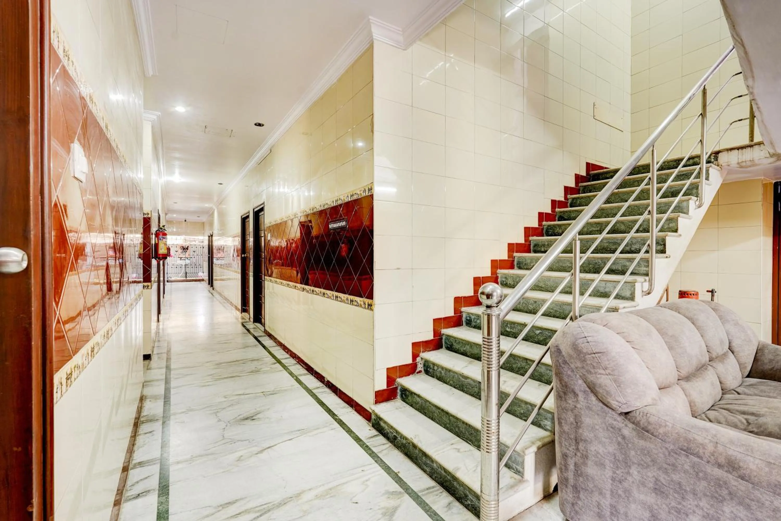 Lobby or reception in Super Collection O Vadapalani Formerly Mahalakshmi Inn