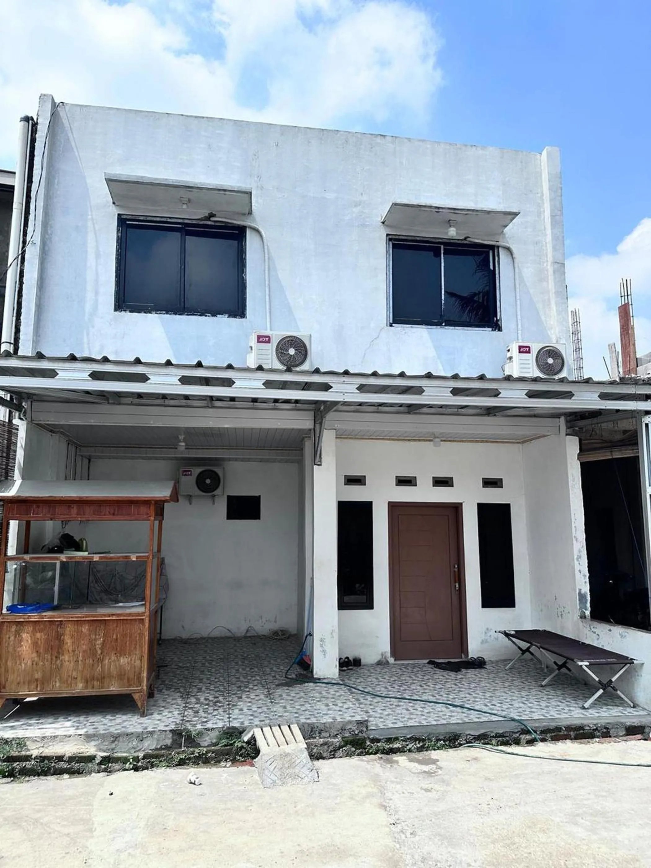 Facade/entrance in Hotel O Mamanu Sukadamai Residence