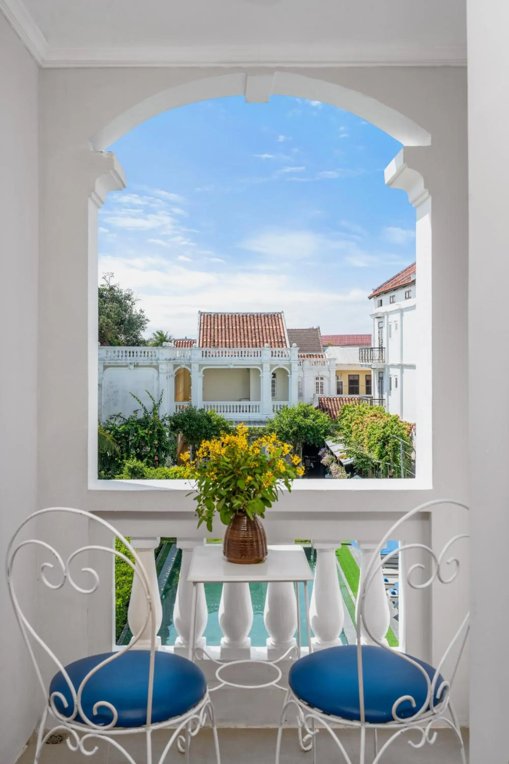 Family Room with Bath in Hoi An Garden Palace and Spa - A Boutique Inspired by Nature Family Room with Bath in Hoi An Garden Palace and Spa - A Boutique Inspired by Nature