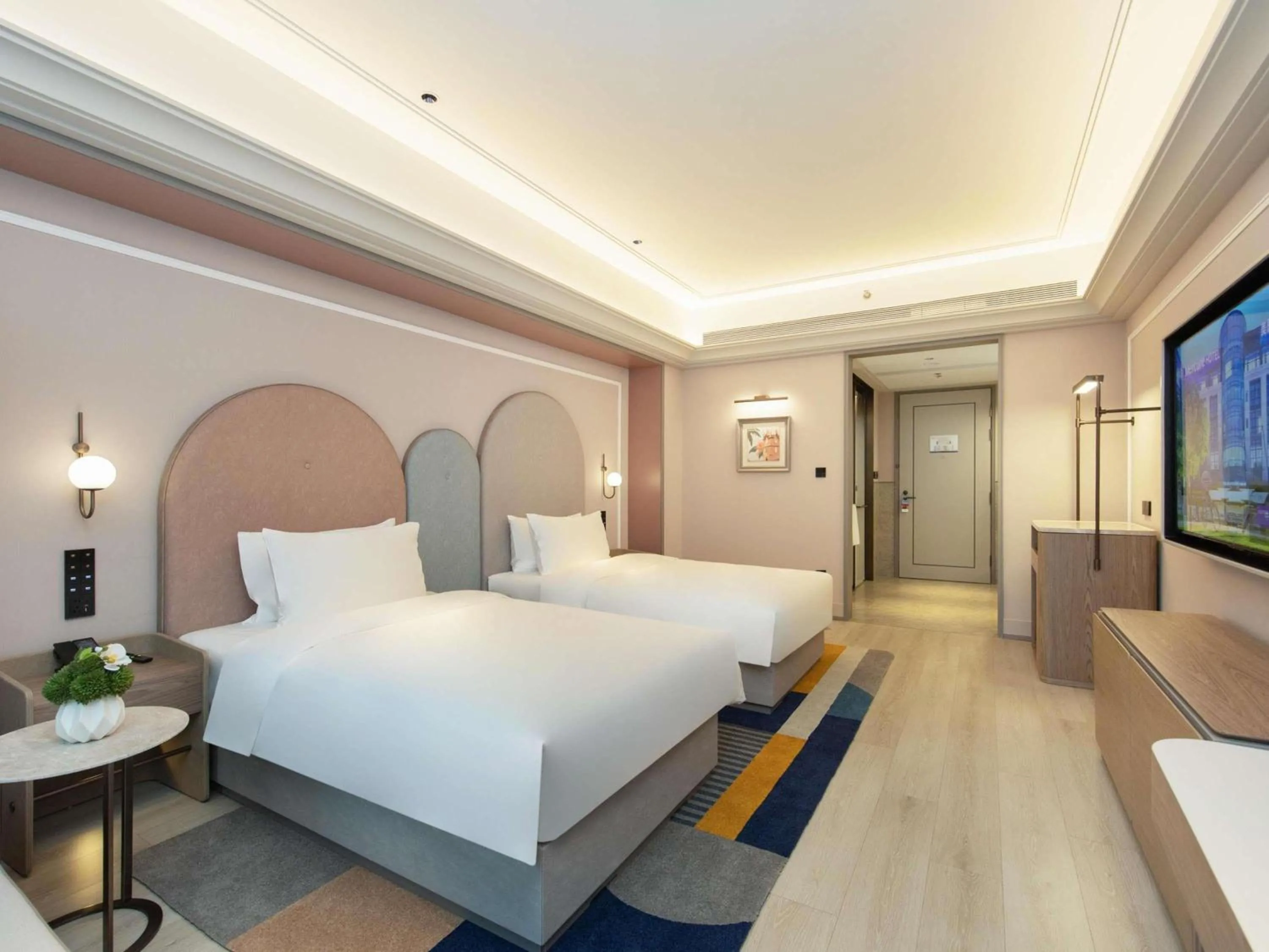 Bedroom, Bed in Mercure Haikou City Center