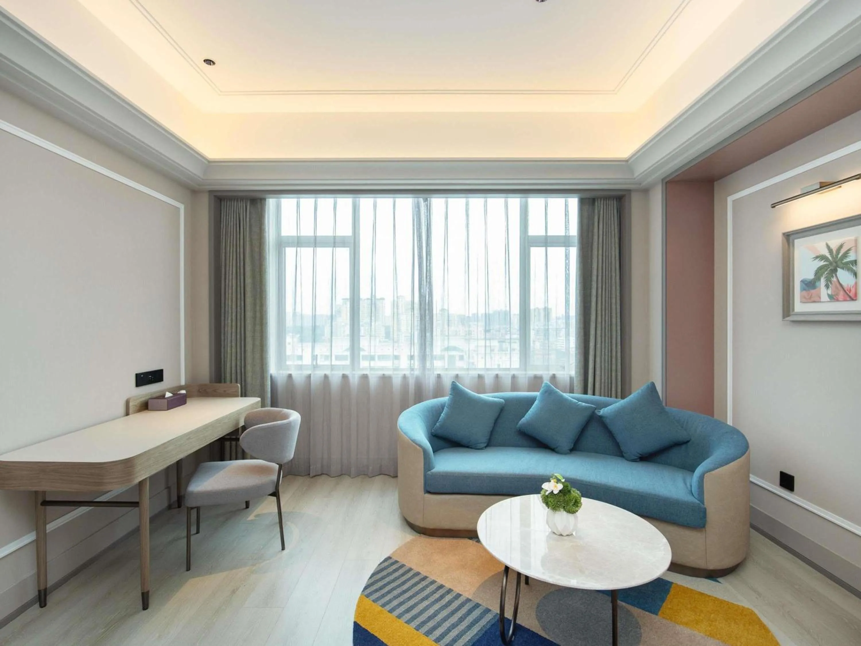 Bedroom in Mercure Haikou City Center