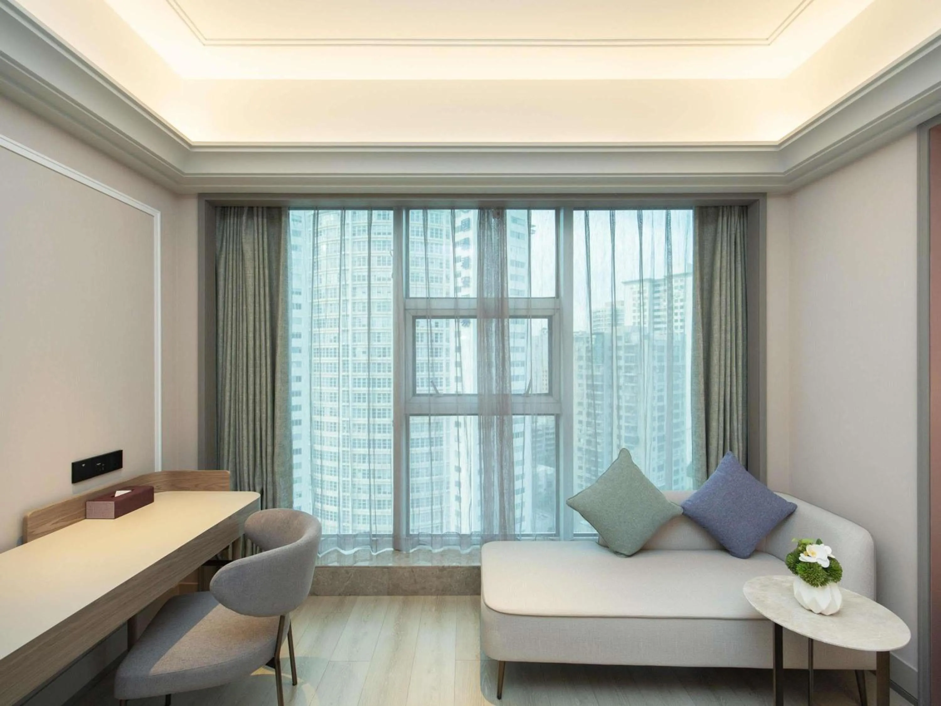 Bedroom in Mercure Haikou City Center