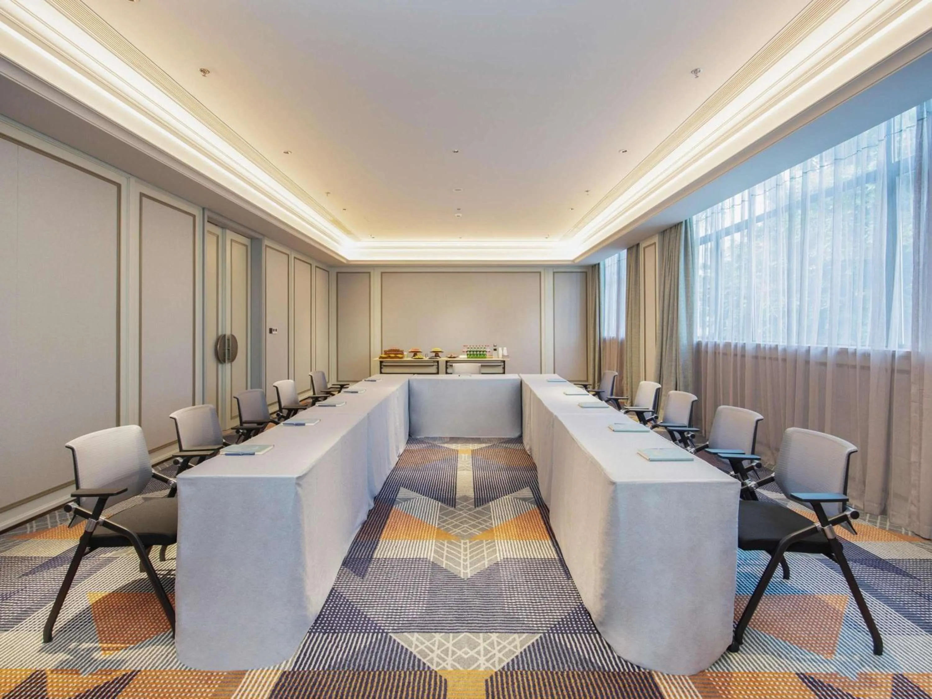 Meeting/conference room in Mercure Haikou City Center