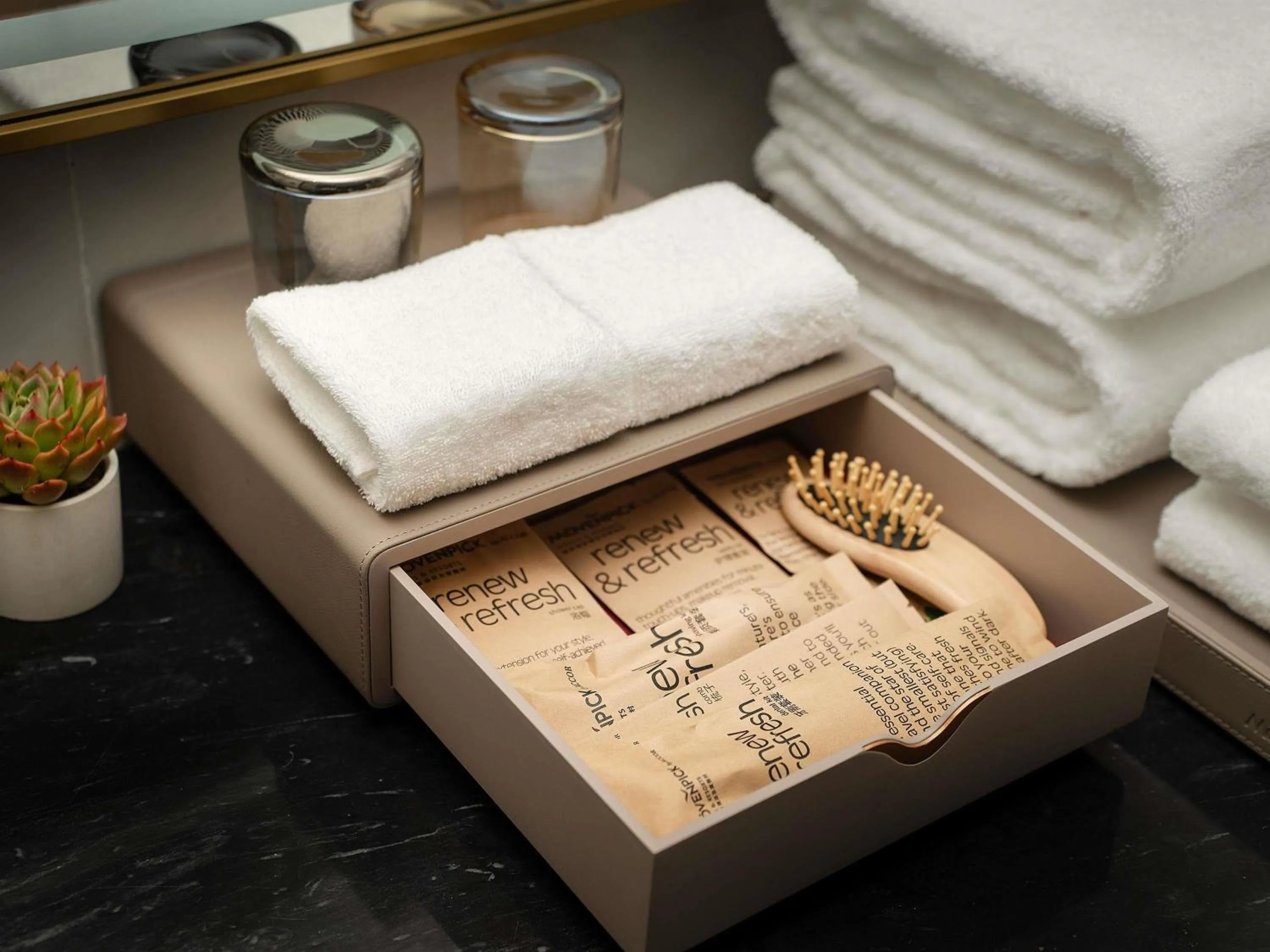 Bedroom in Mövenpick by Accor Kuanzhai Alley Chengdu