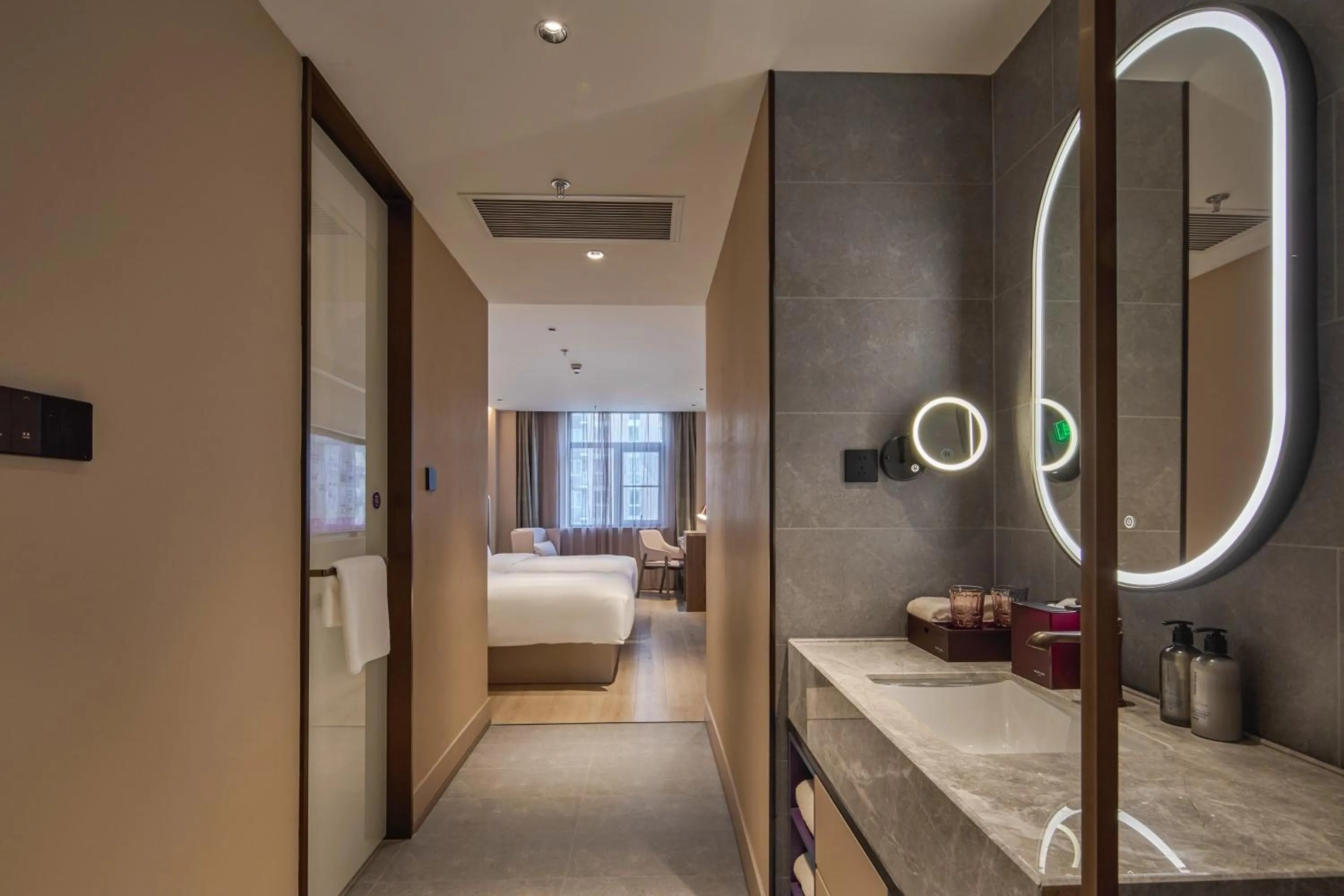 Bed in Mercure Hangzhou West Lake Fengqi Road