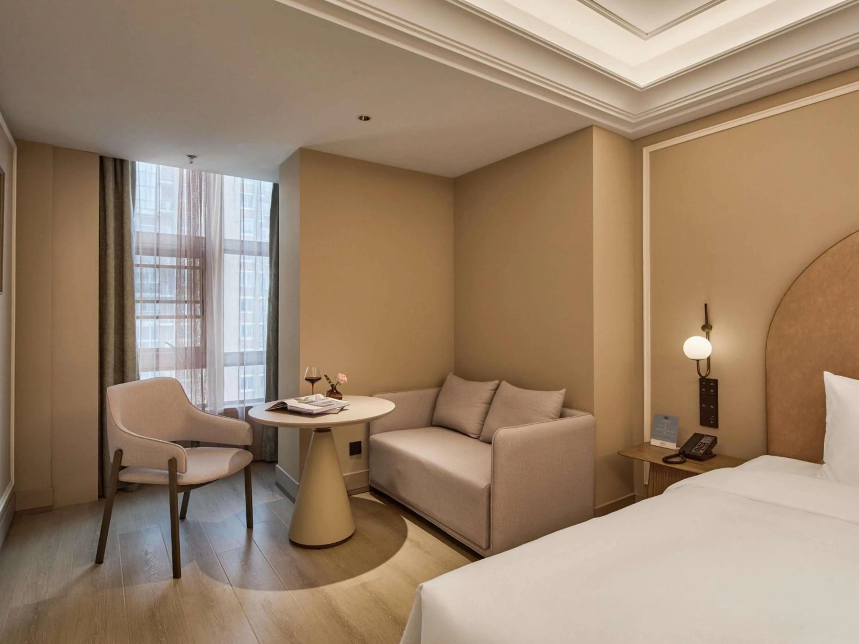 Bedroom, Bed in Mercure Hangzhou West Lake Fengqi Road