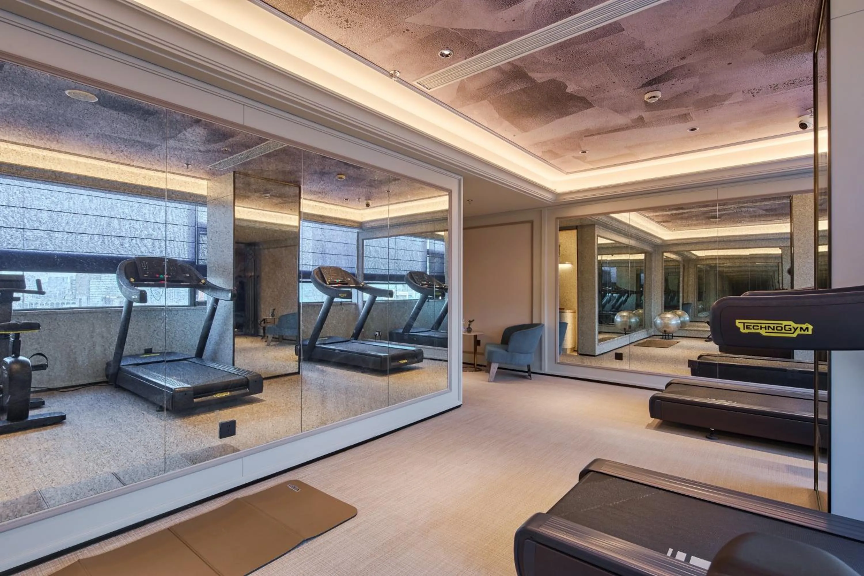 Fitness centre/facilities in Mercure Hangzhou West Lake Fengqi Road