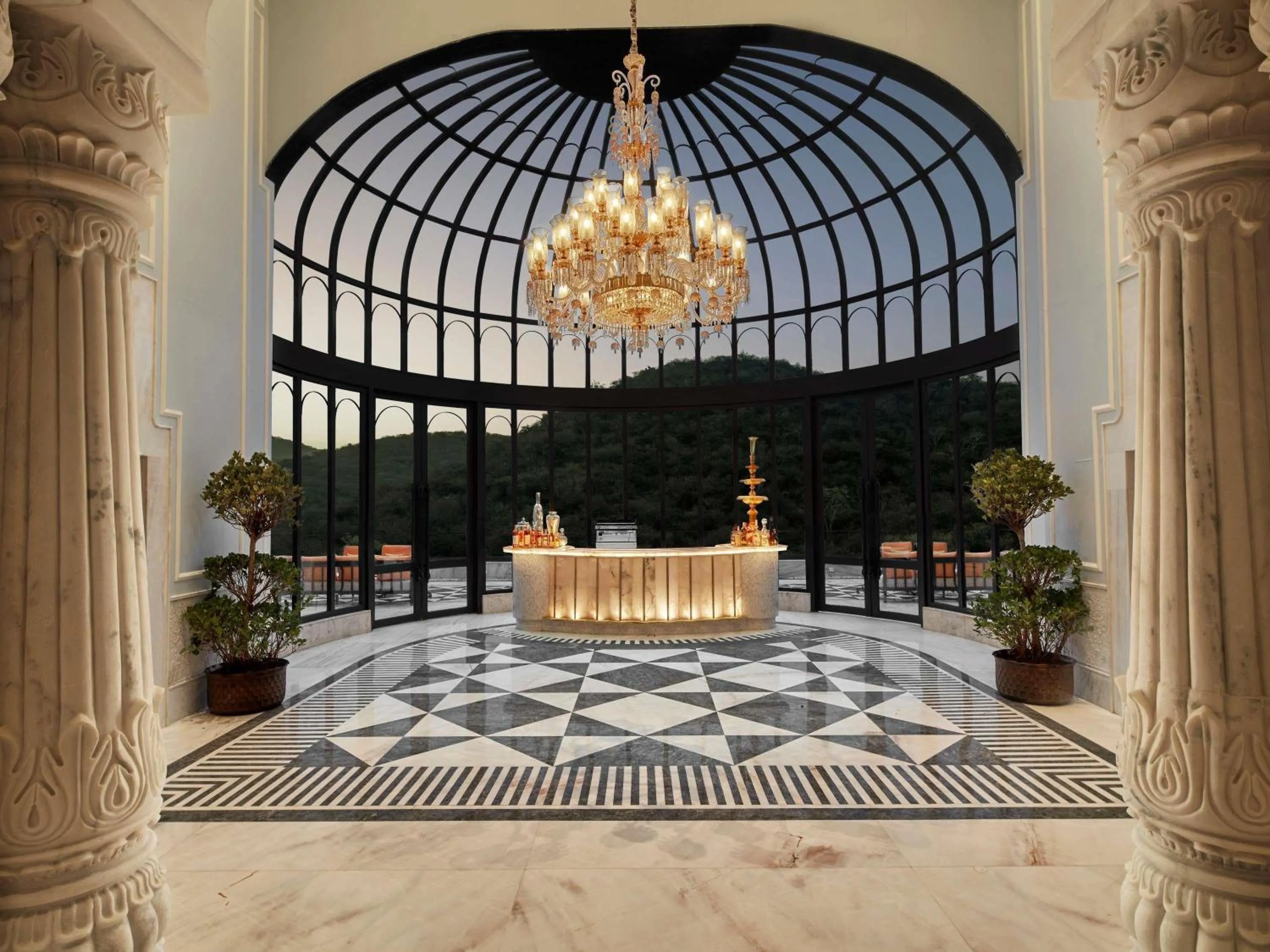 Lounge or bar in Fairmont Udaipur Palace