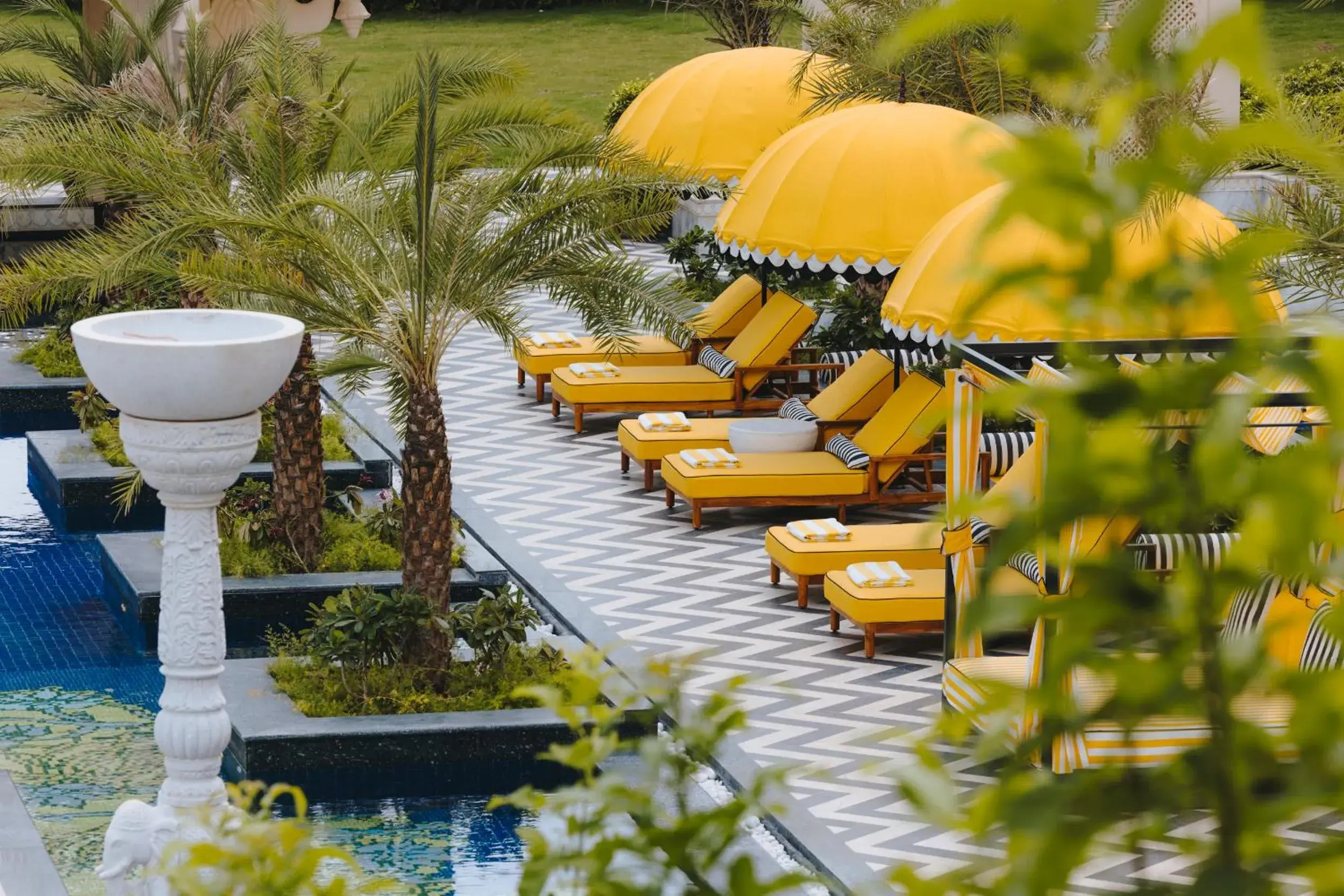 Swimming pool in Fairmont Udaipur Palace Swimming pool in Fairmont Udaipur Palace