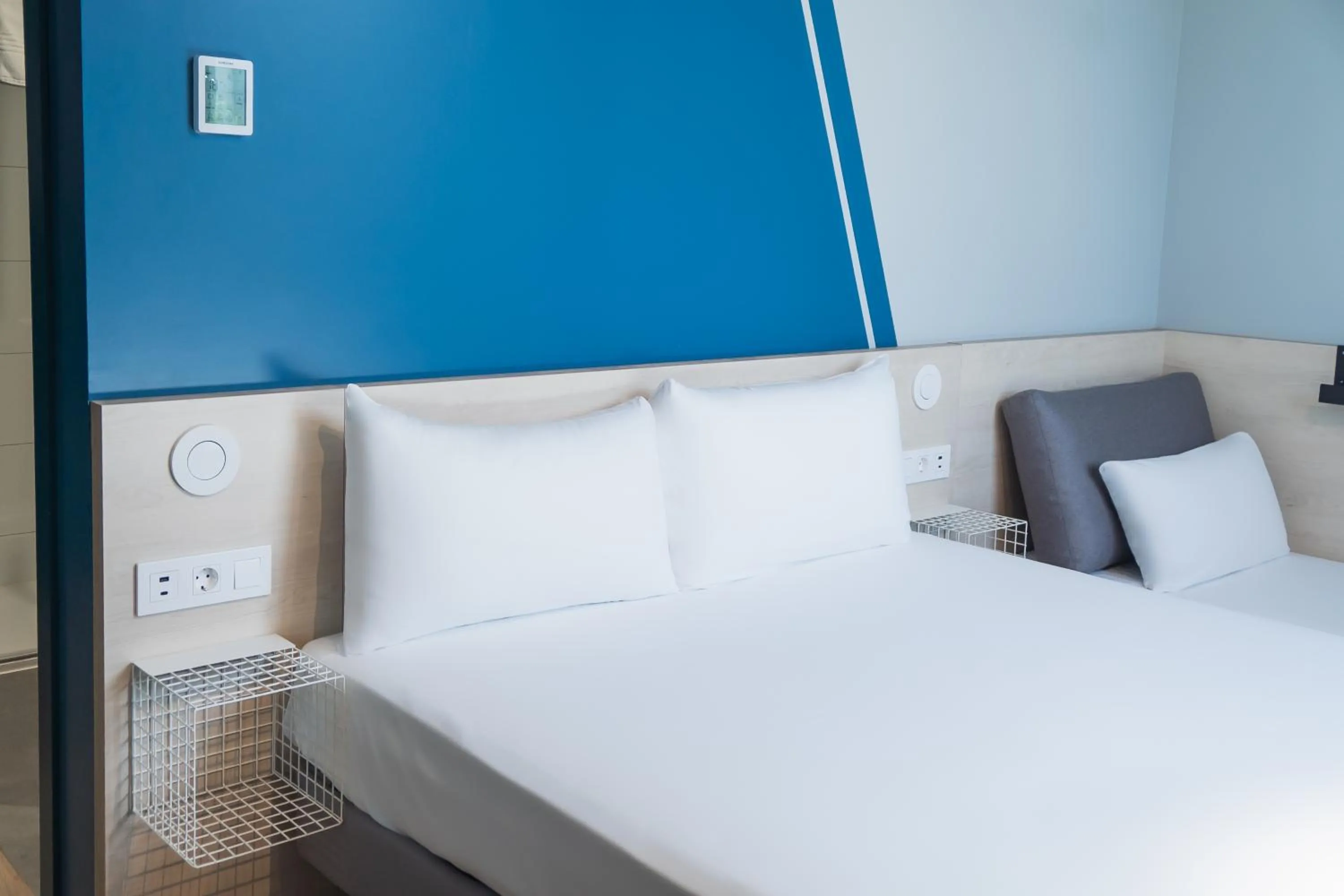 Bed in ibis budget Madrid Albasanz