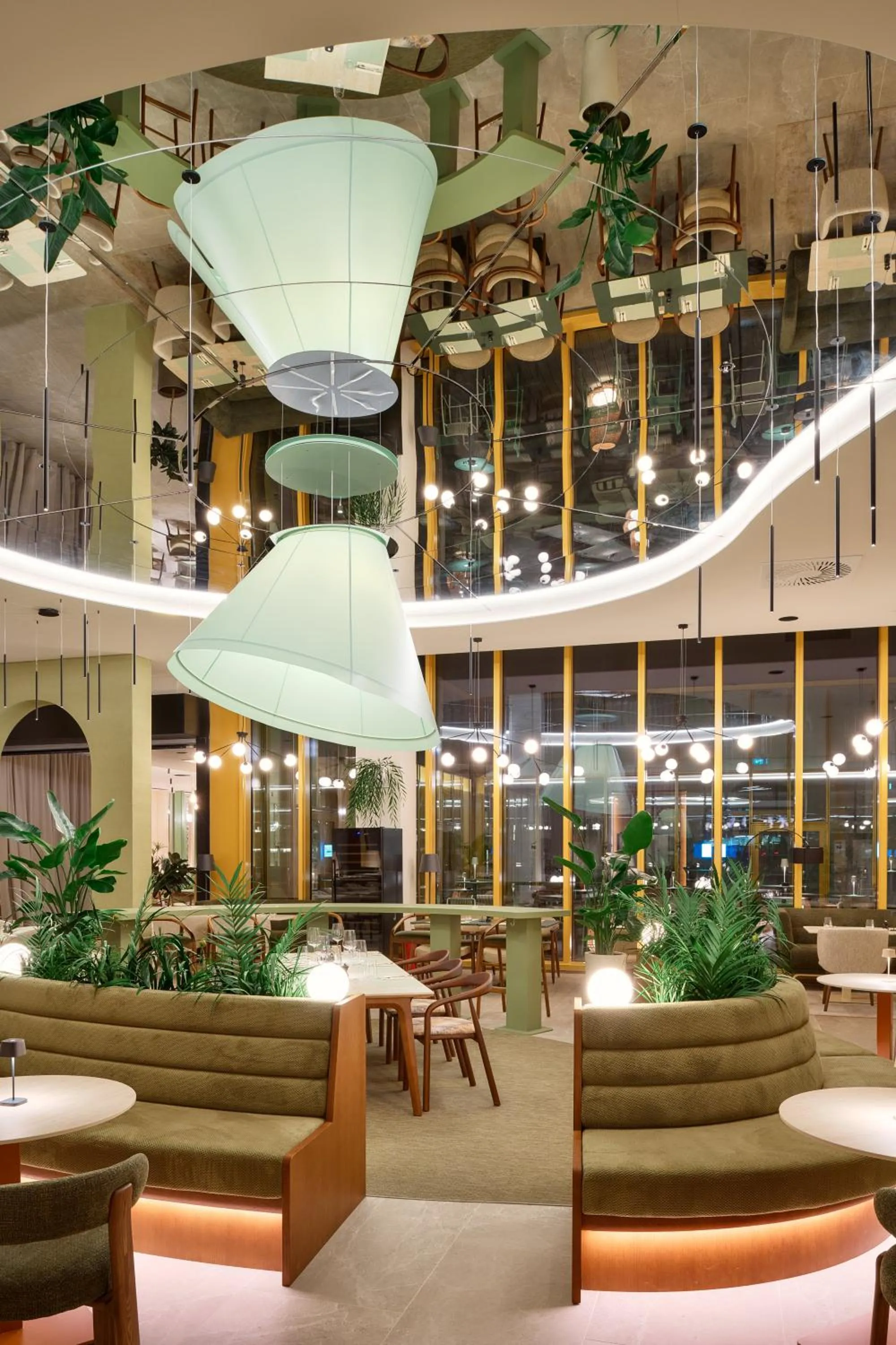 Restaurant/places to eat in Novotel Zagreb