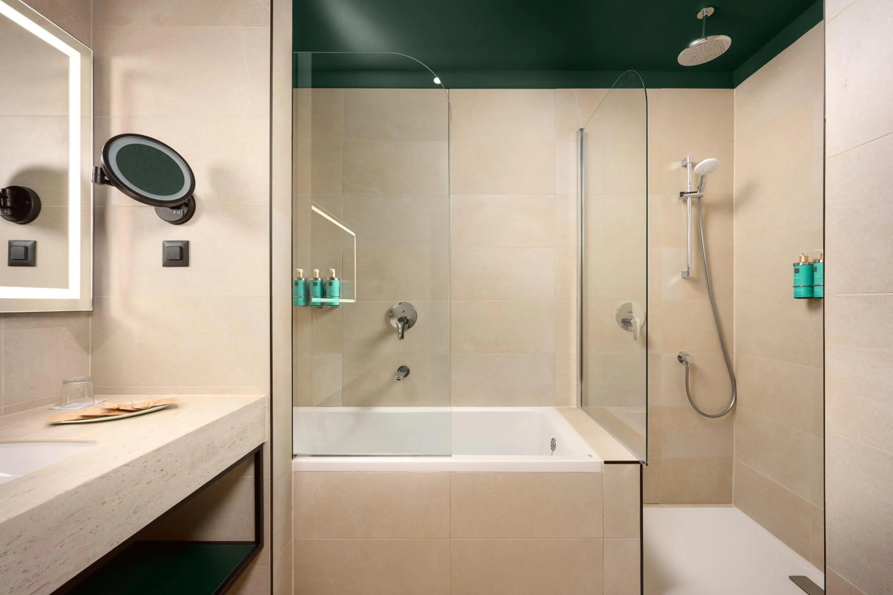 Bathroom in Novotel Zagreb