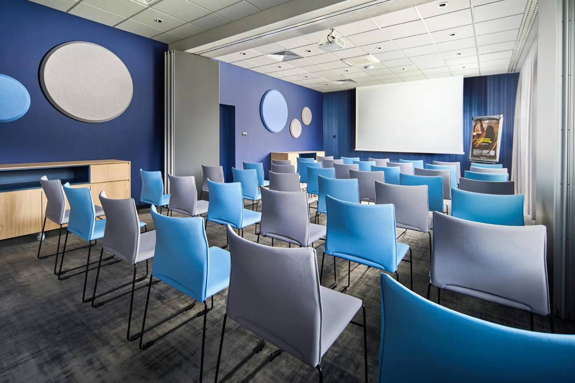 Meeting/conference room in ibis Styles Katowice Airport