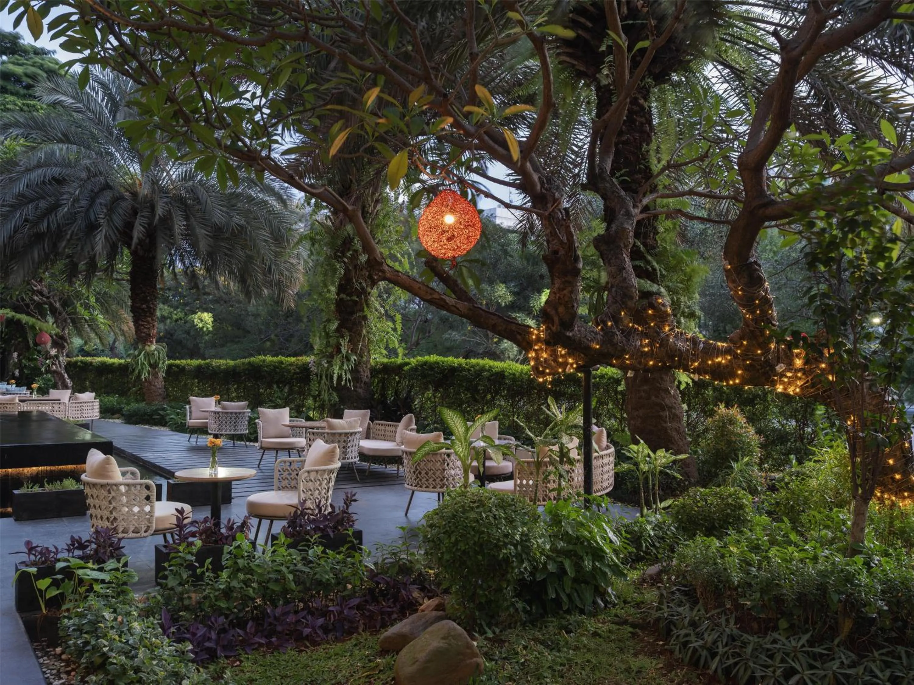 Restaurant/places to eat in DoubleTree by Hilton Jakarta Kemayoran