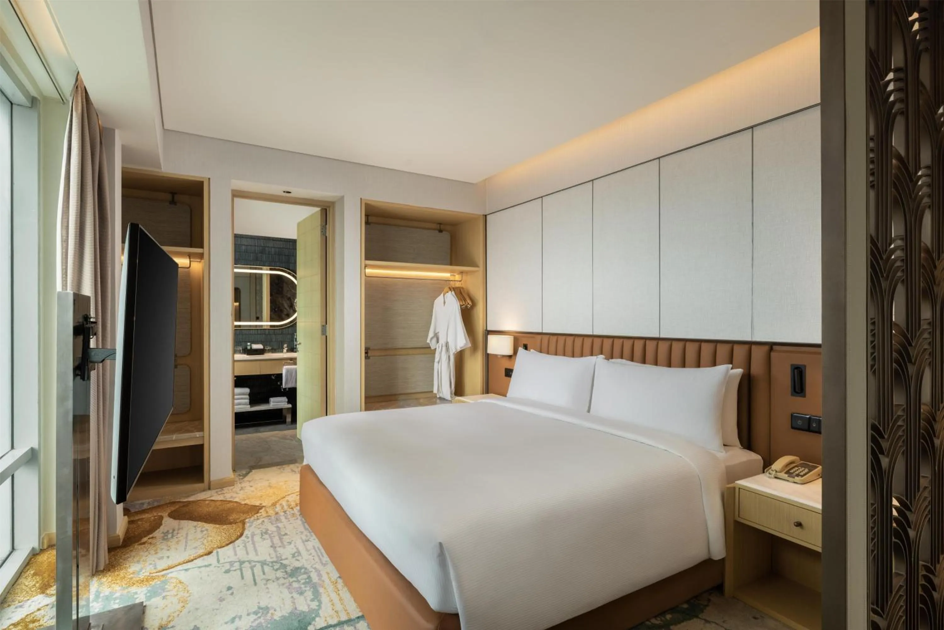 Bed in DoubleTree by Hilton Jakarta Kemayoran