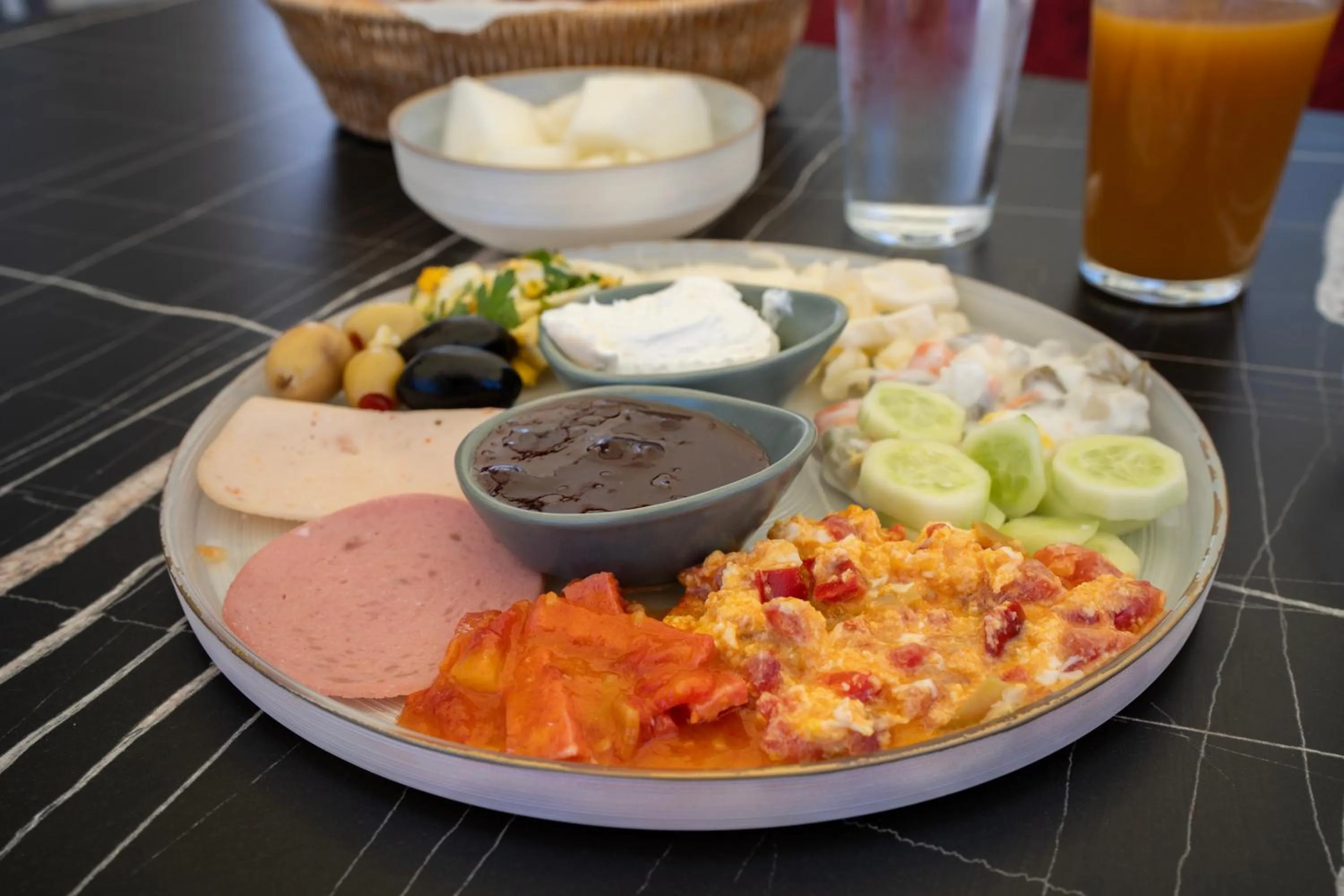 Food and drinks in Viva Butik Sirkeci