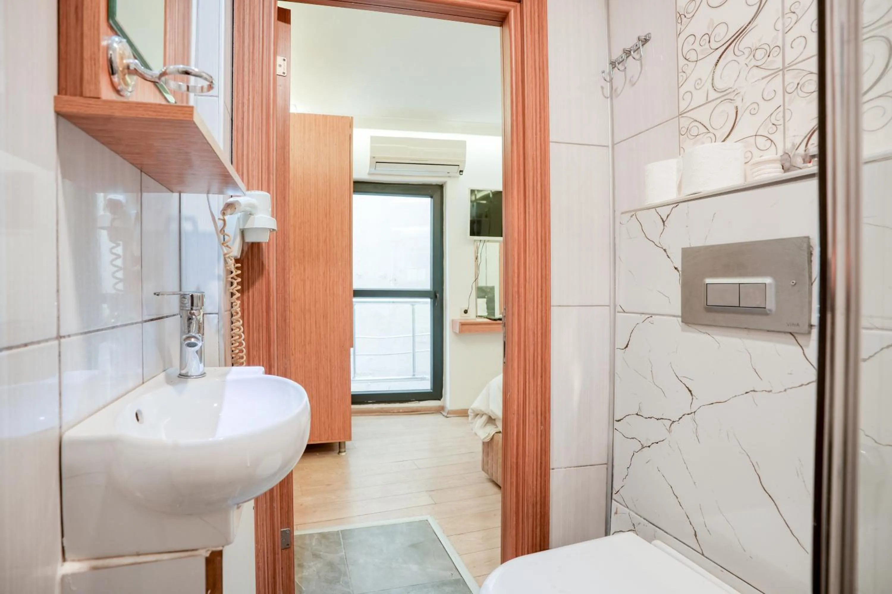 Toilet in Viva Butik Sirkeci