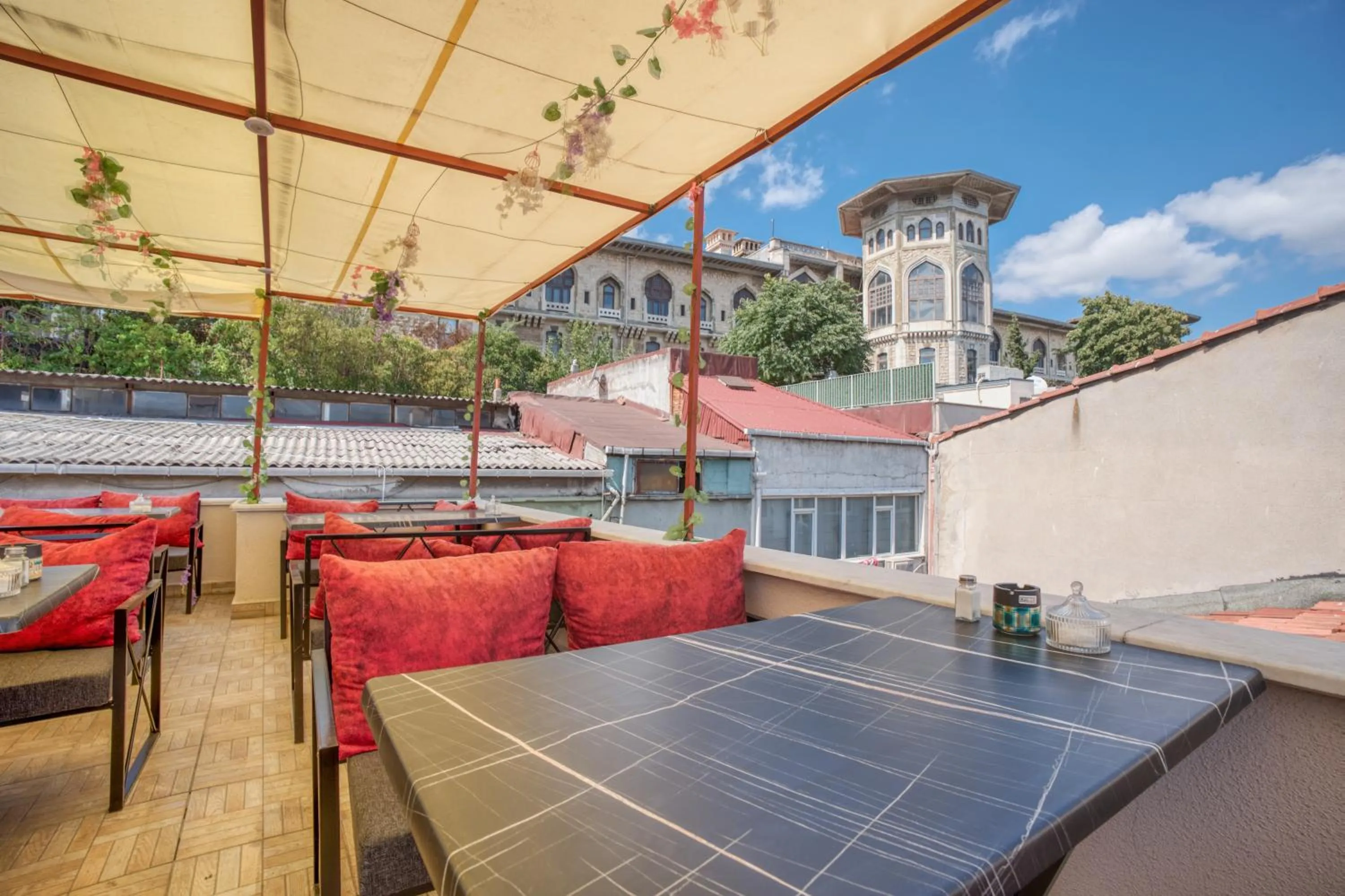 Property building in Viva Butik Sirkeci