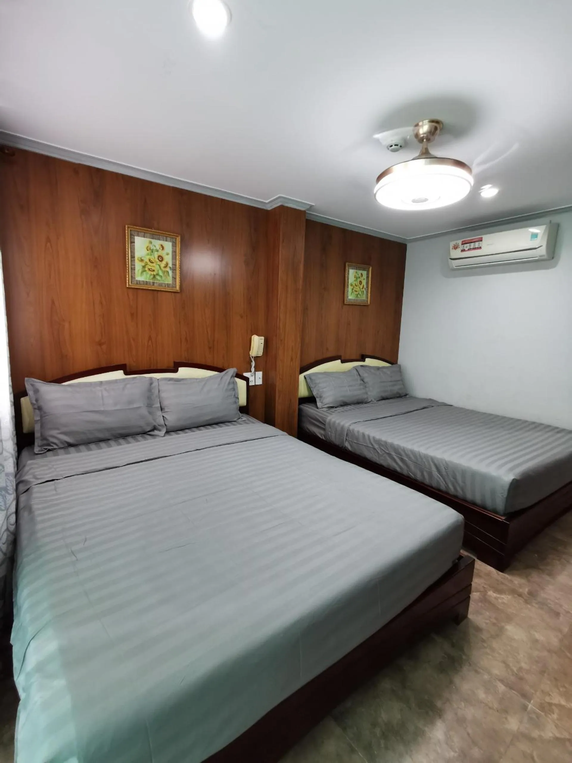 Bedroom, Bed in Number One Hotel