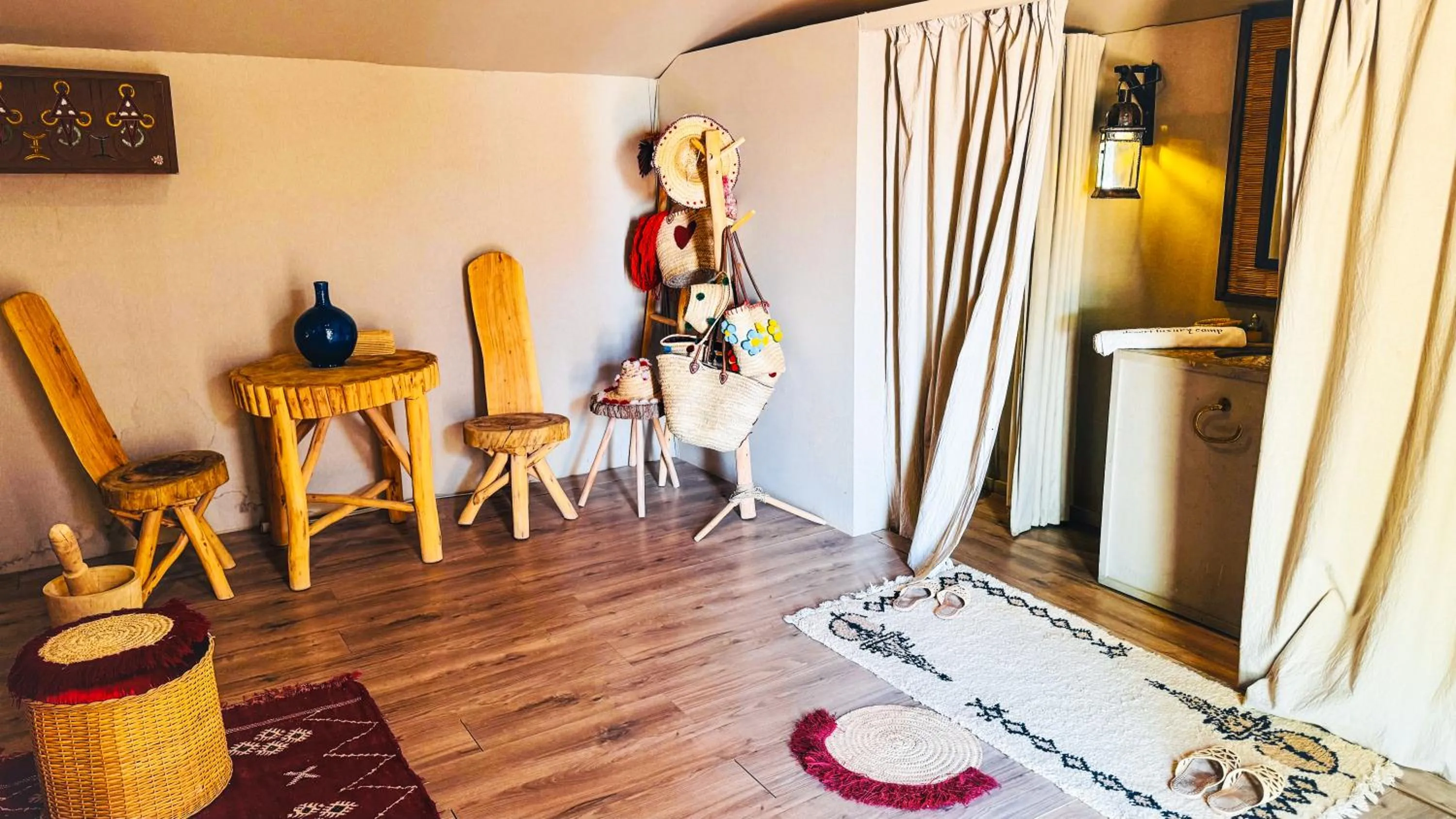 Sanmao Desert Luxury Camp