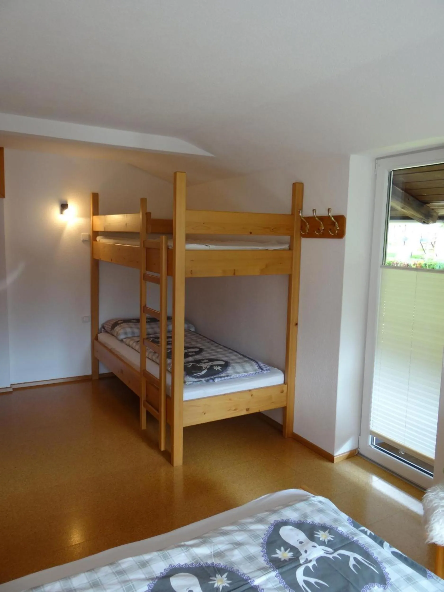 Property building, Bed in Ferienhaus Lemberger