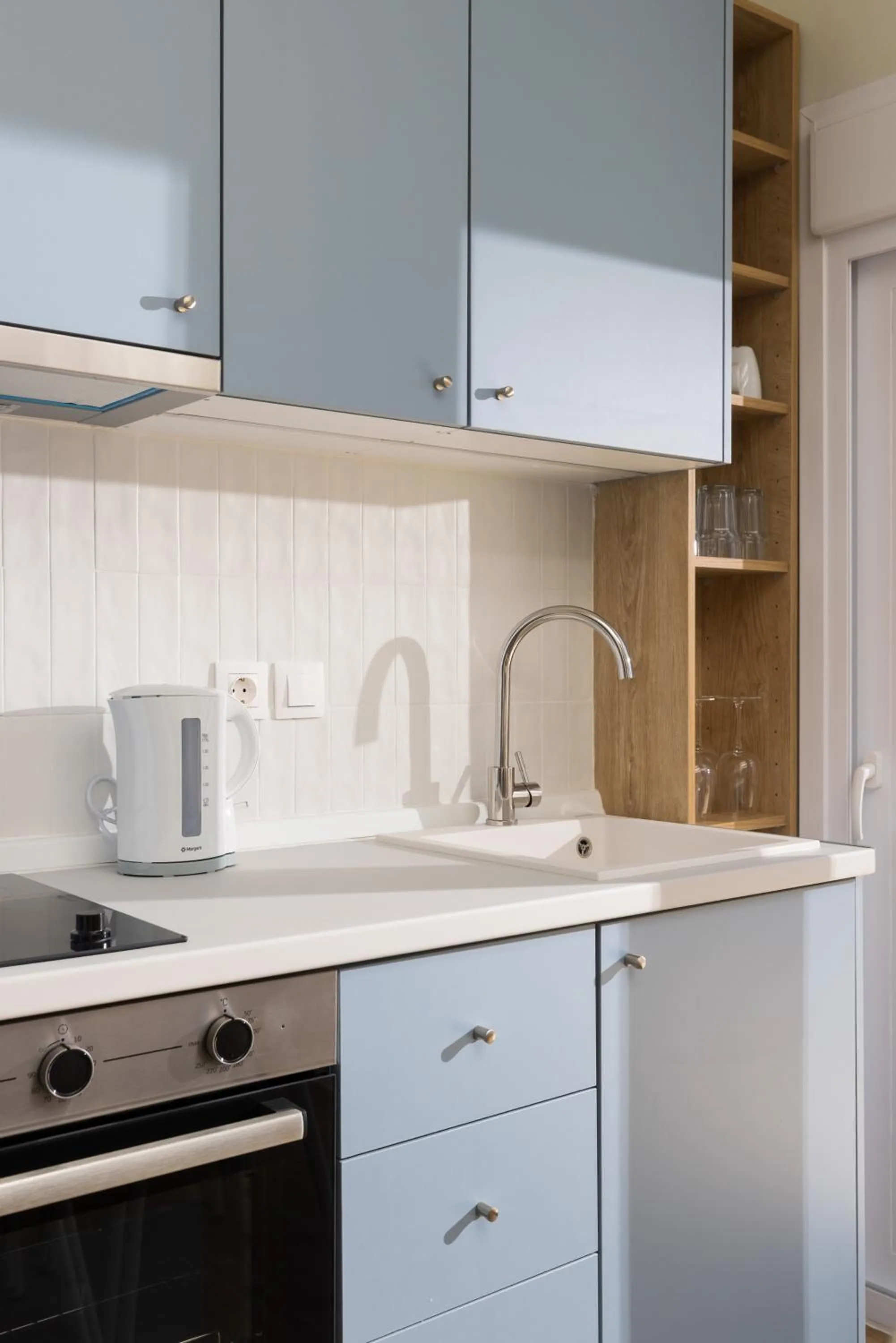 Kitchen or kitchenette in Celine Volos by halu! Cozy apartments in the center