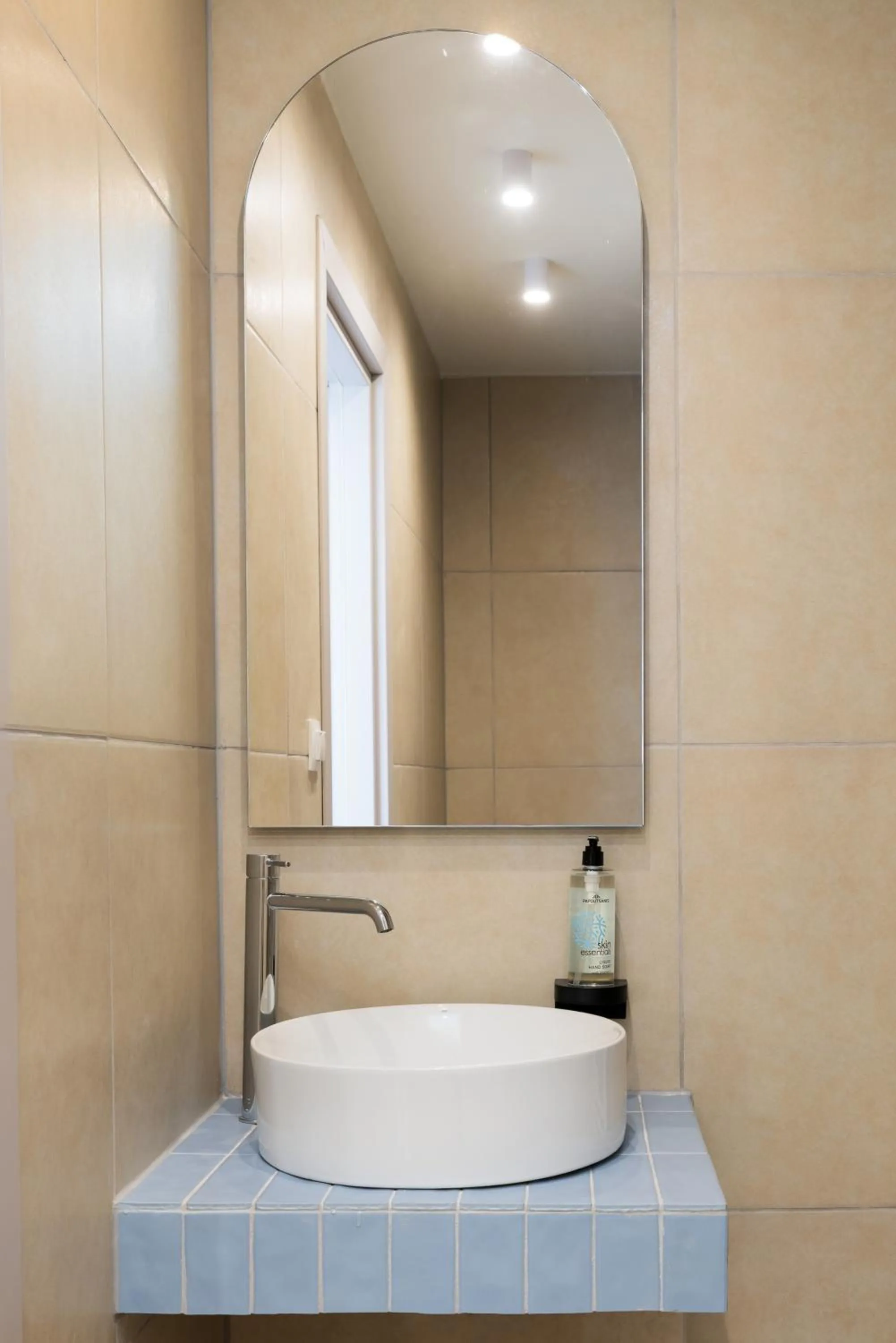 Bathroom in Celine Volos by halu! Cozy apartments in the center