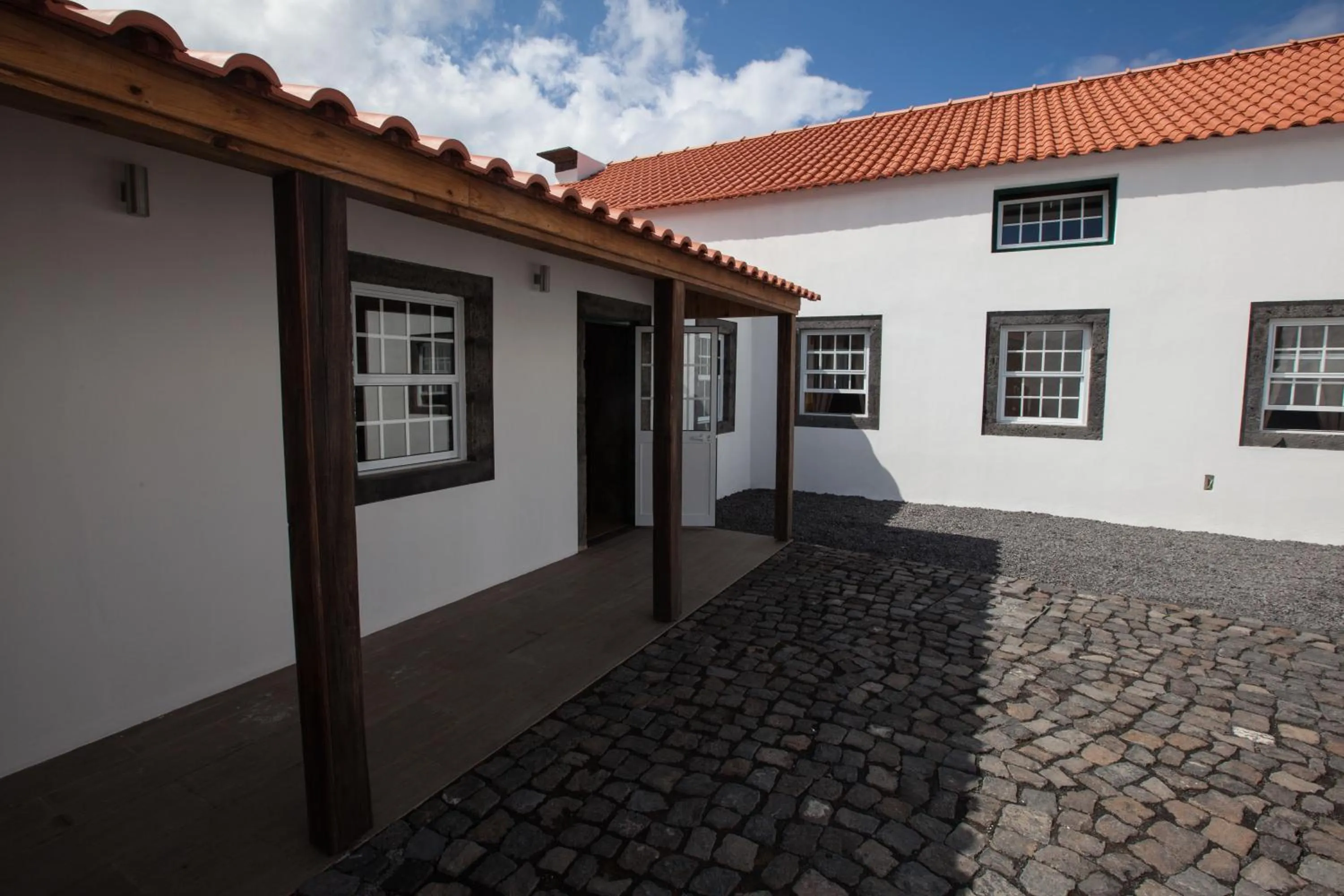 Property building in Pico da Saudade