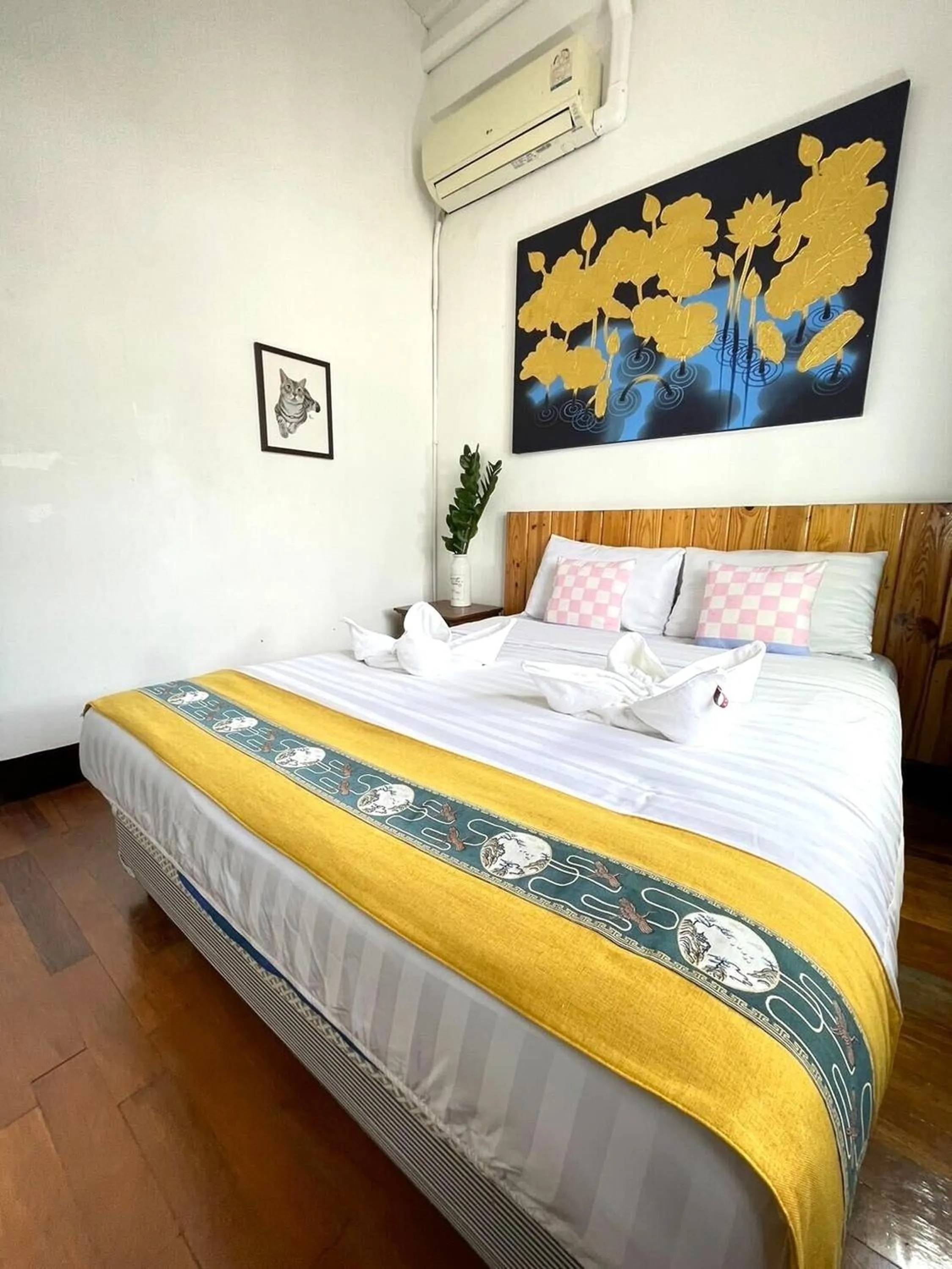 Bed in Ashi Poshtel