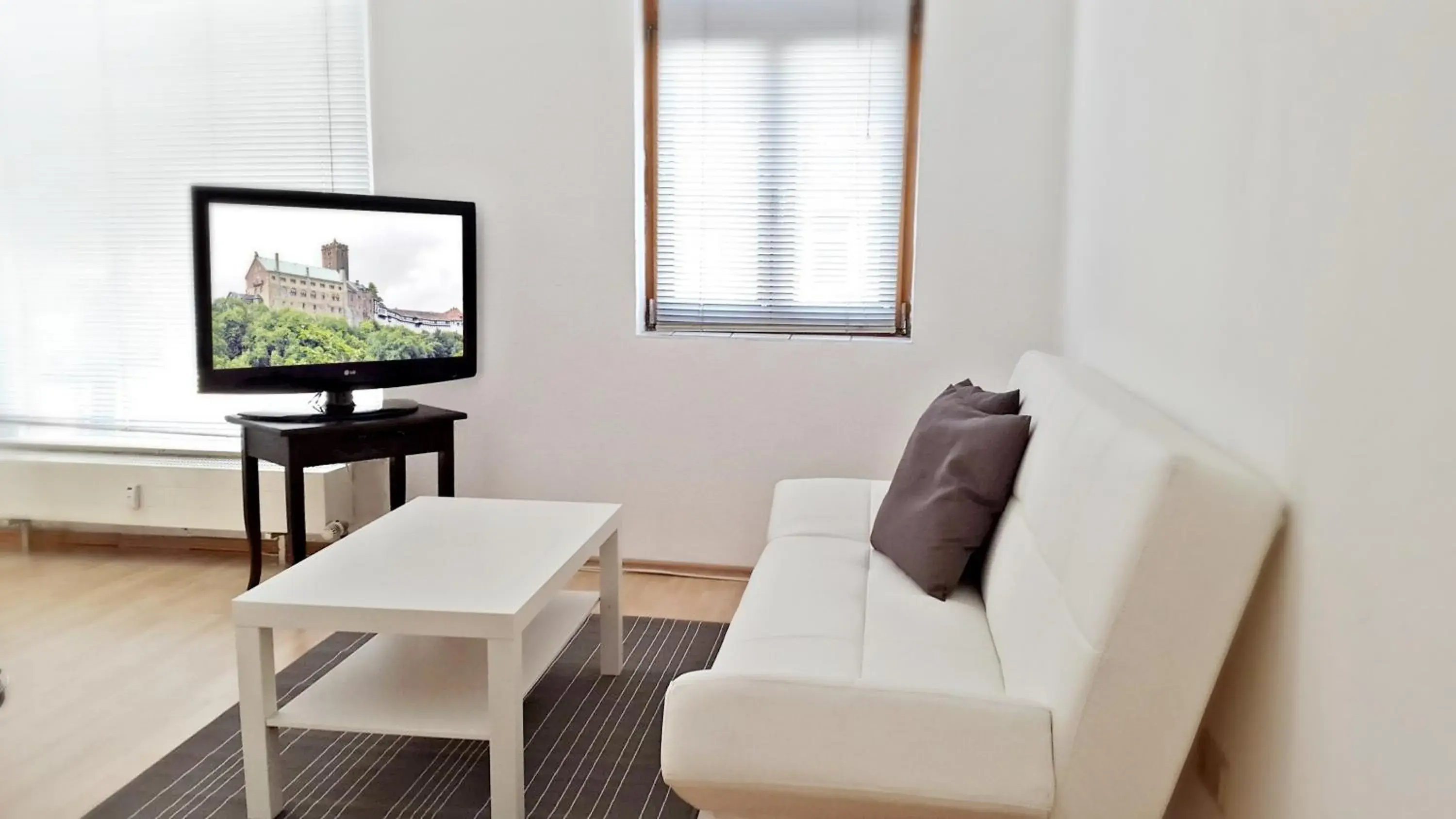 Apartment - single occupancy - Ground Floor in Alte Uhrmacherei Eisenach Apartment - single occupancy - Ground Floor in Alte Uhrmacherei Eisenach