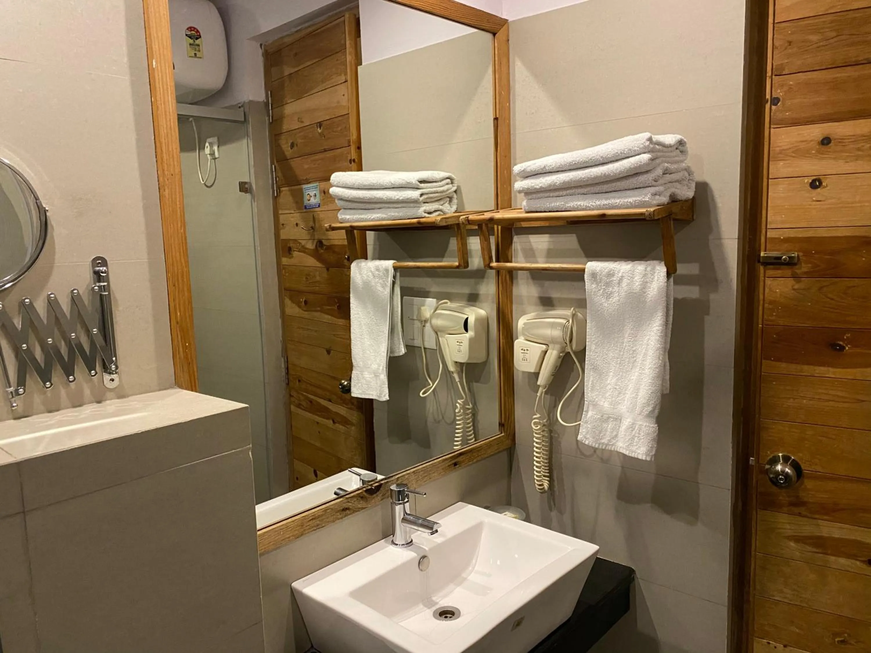 Bathroom in D's Casa - A Unique Spanish Boutique House