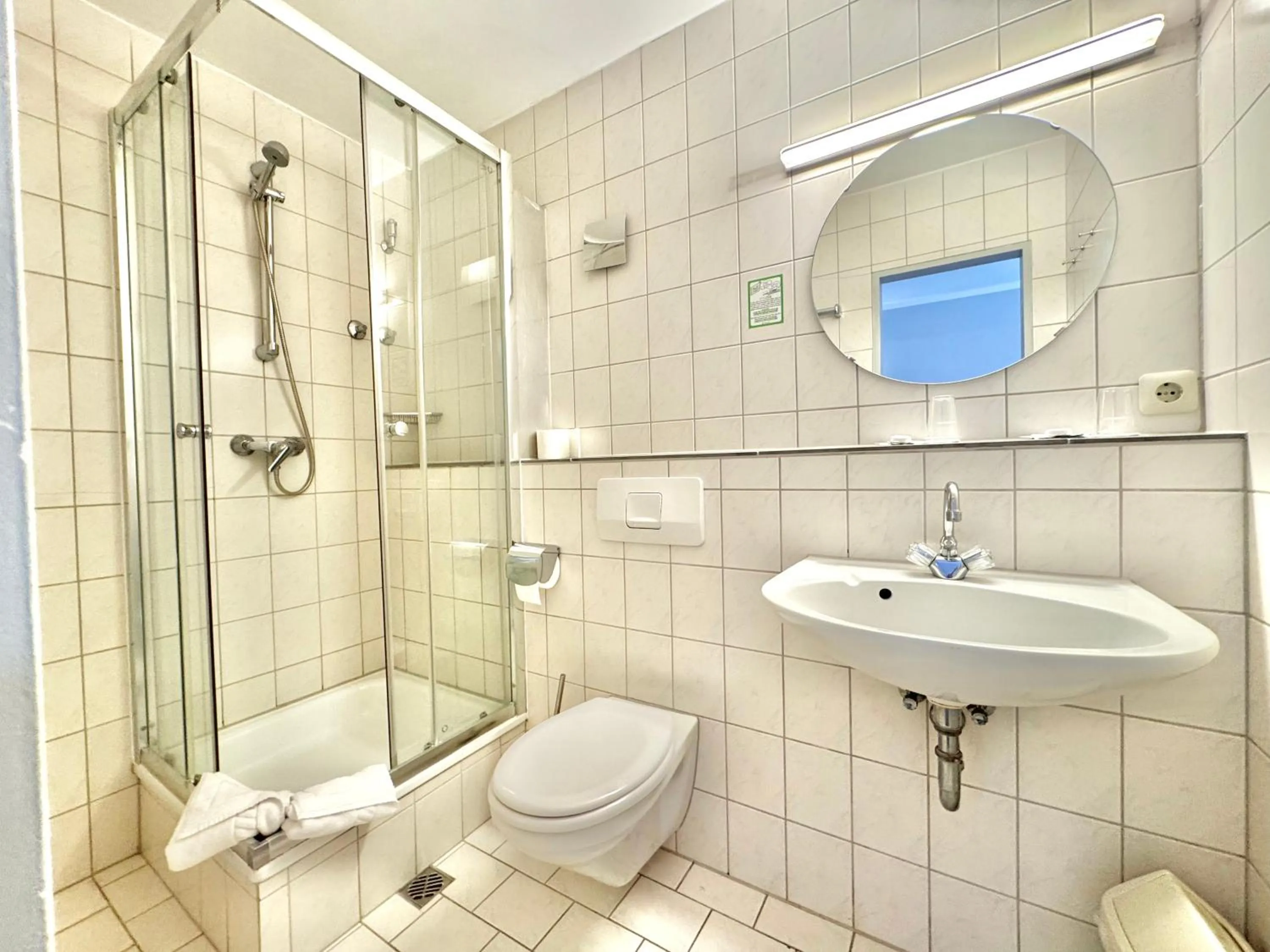 Shower in AR Boutique Hotel Heusenstamm