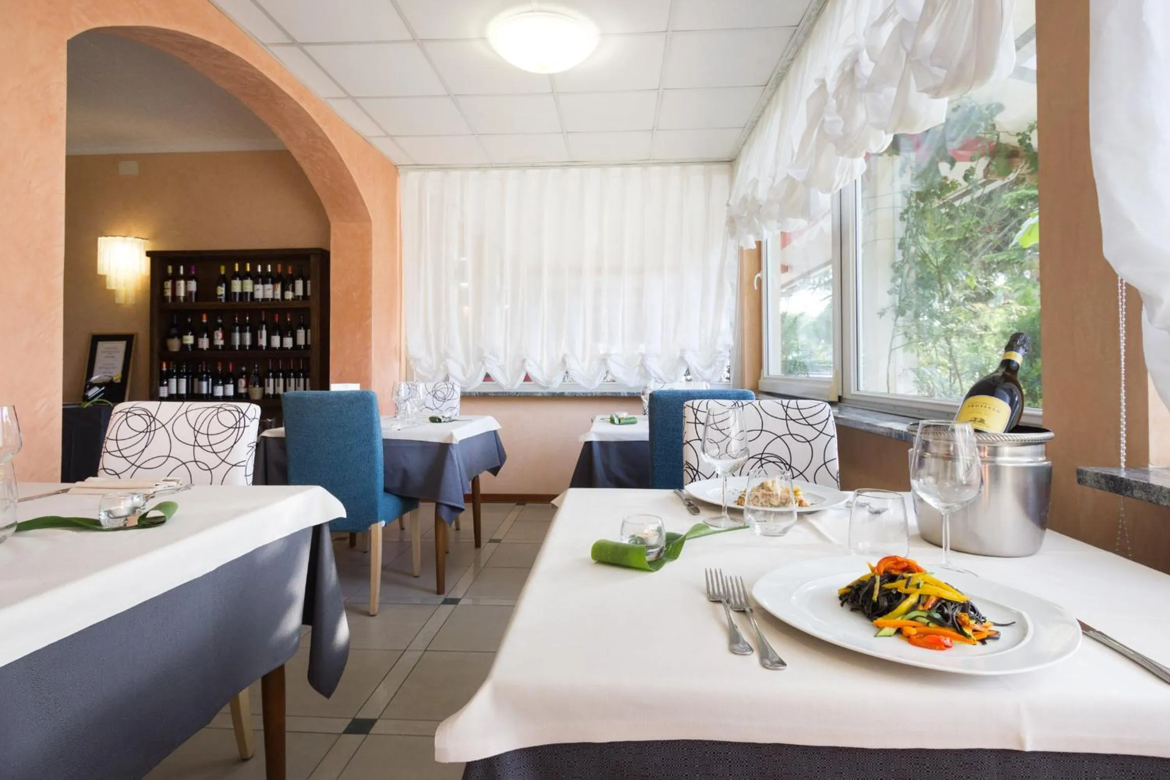 Restaurant/places to eat in Hotel Al Cigno
