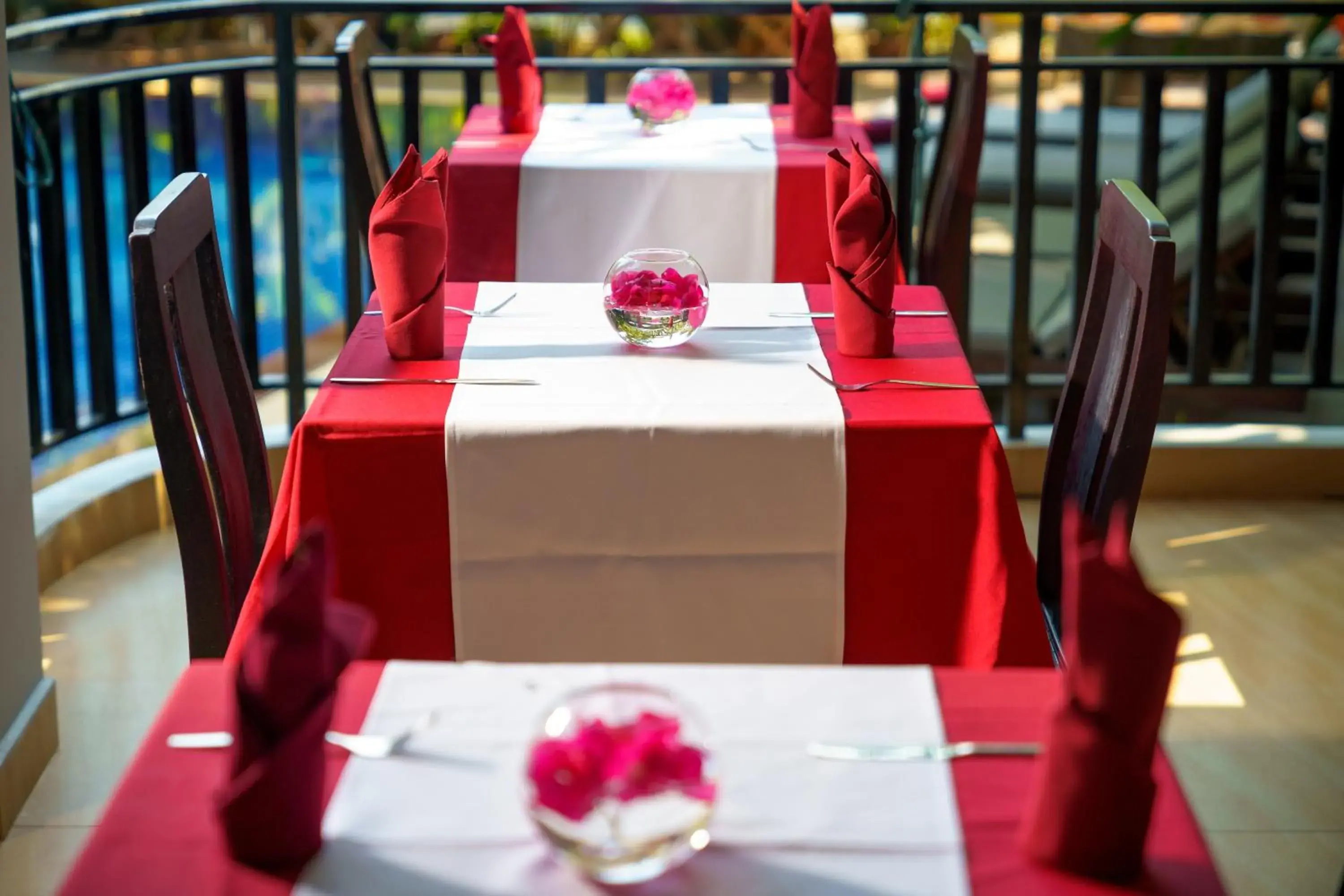 Restaurant/places to eat in Reveal Courtyard in Reveal Angkor Restaurant/places to eat in Reveal Courtyard in Reveal Angkor