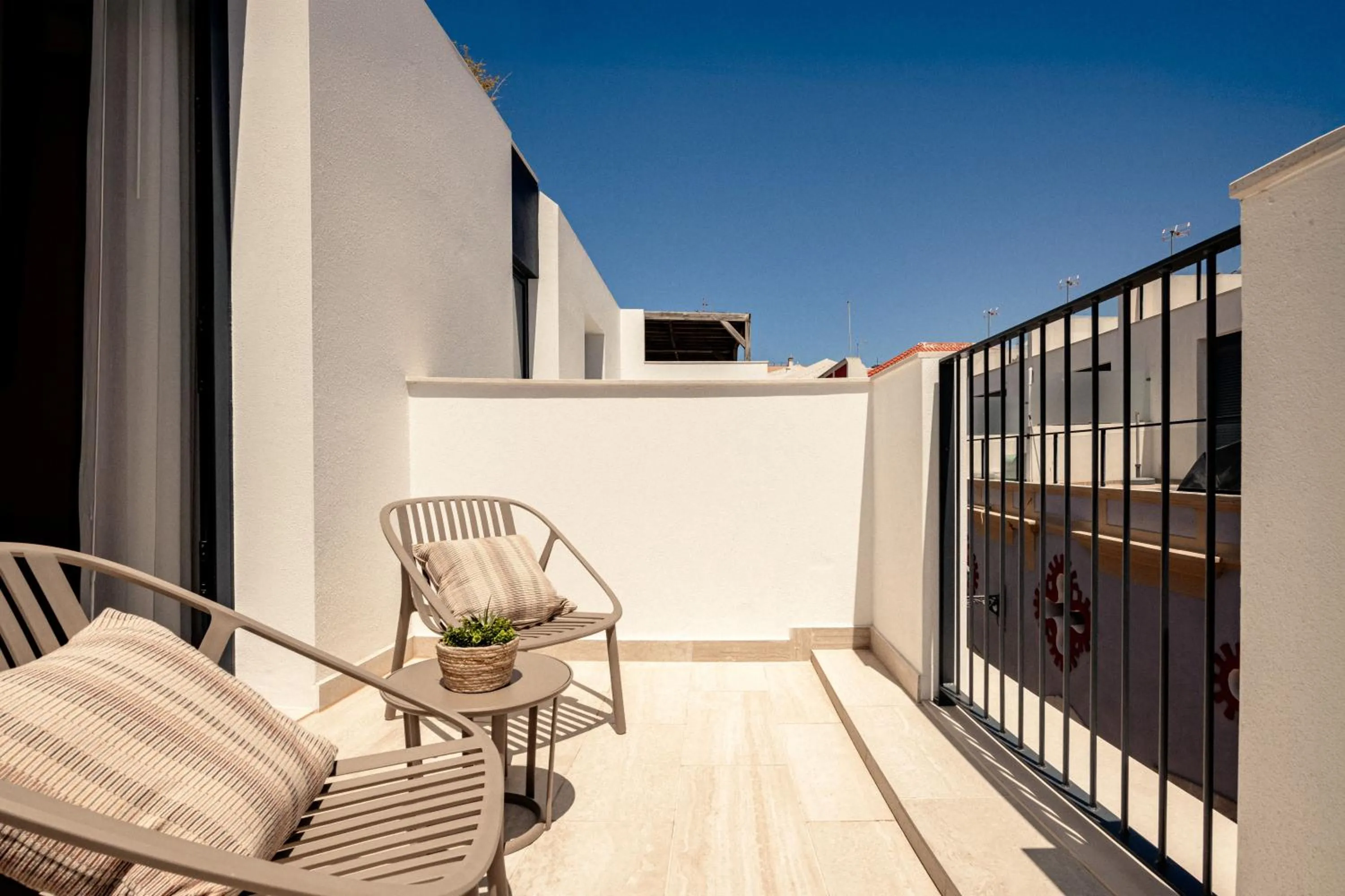 Balcony/Terrace in The MN56 Hotel