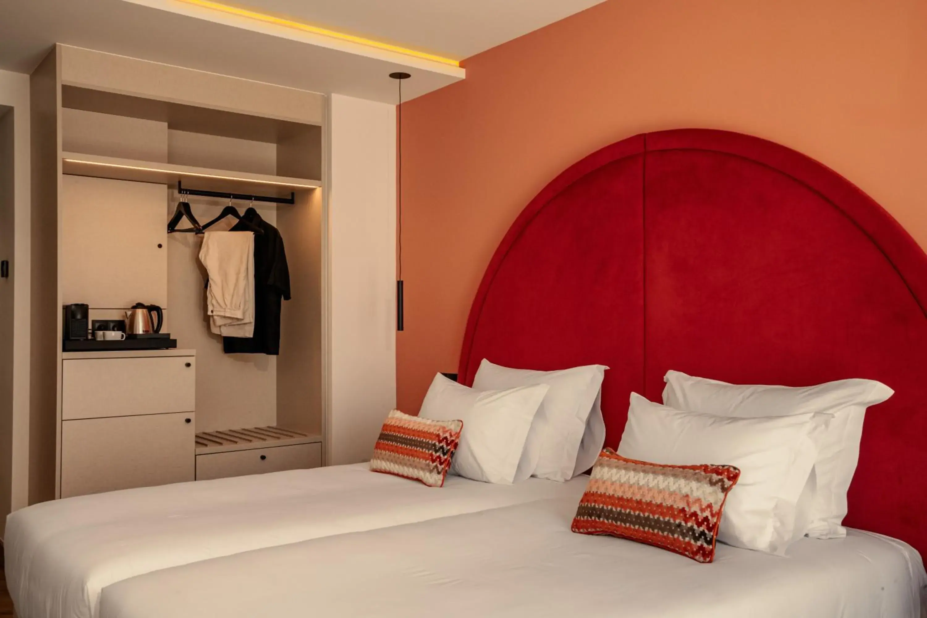 Deluxe Double or Twin Room with Balcony in The MN56 Hotel Deluxe Double or Twin Room with Balcony in The MN56 Hotel