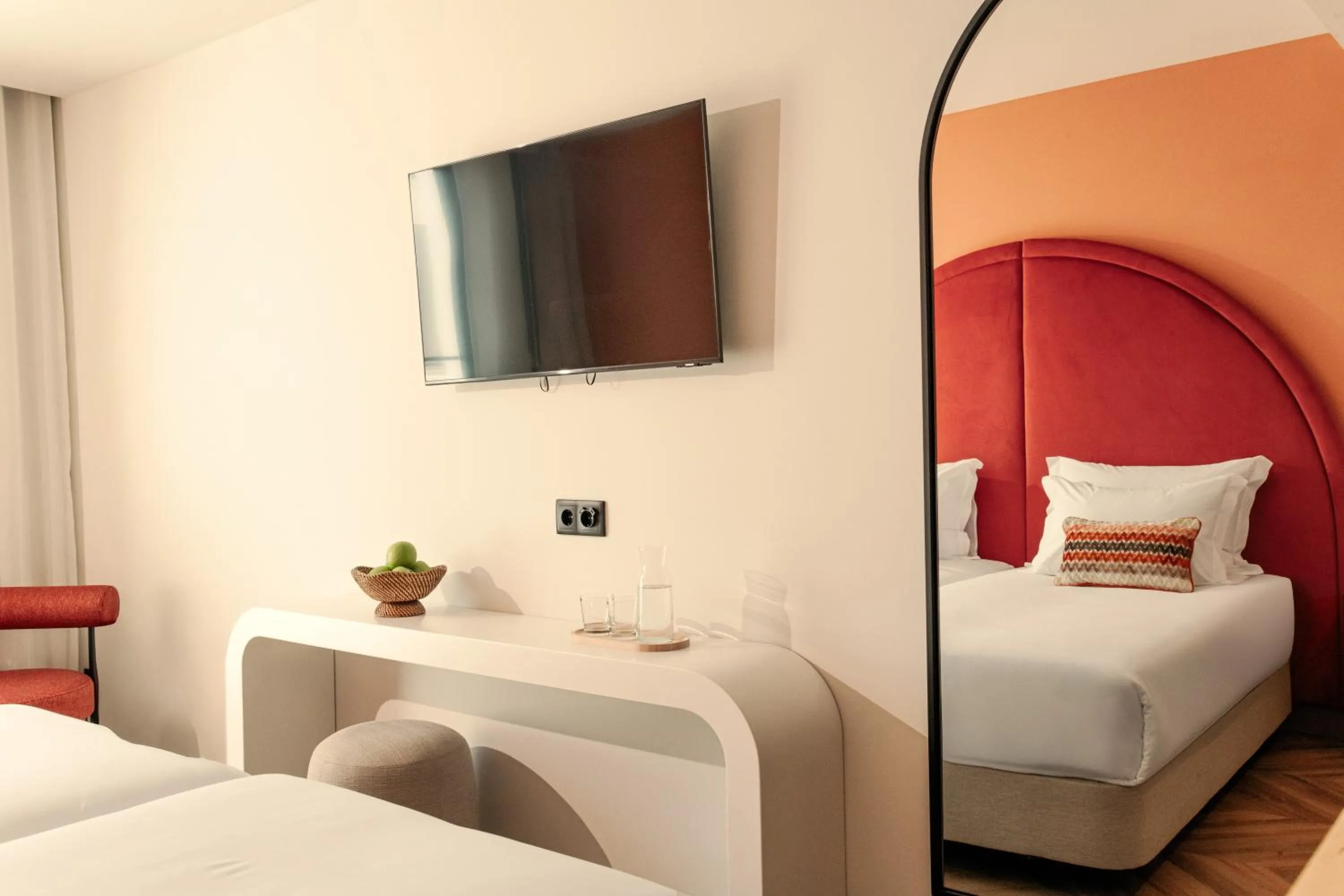 Bedroom, Bed in The MN56 Hotel