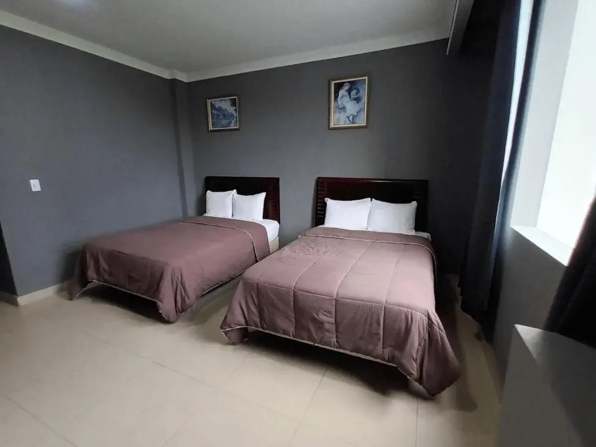 Double Room in New Washington Hotel Double Room in New Washington Hotel