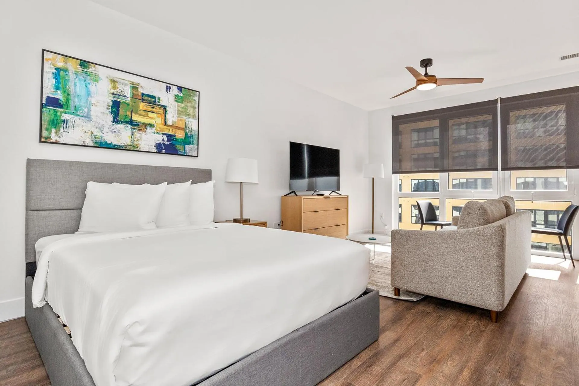 Photo of the whole room, Bed in Anthem House Huntsville MidCity, powered by Placemakr