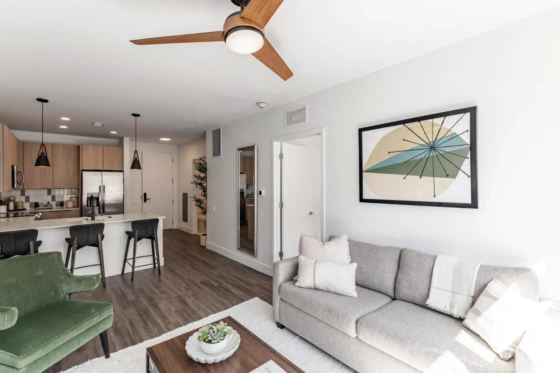 Living room in Anthem House Huntsville MidCity, powered by Placemakr Living room in Anthem House Huntsville MidCity, powered by Placemakr