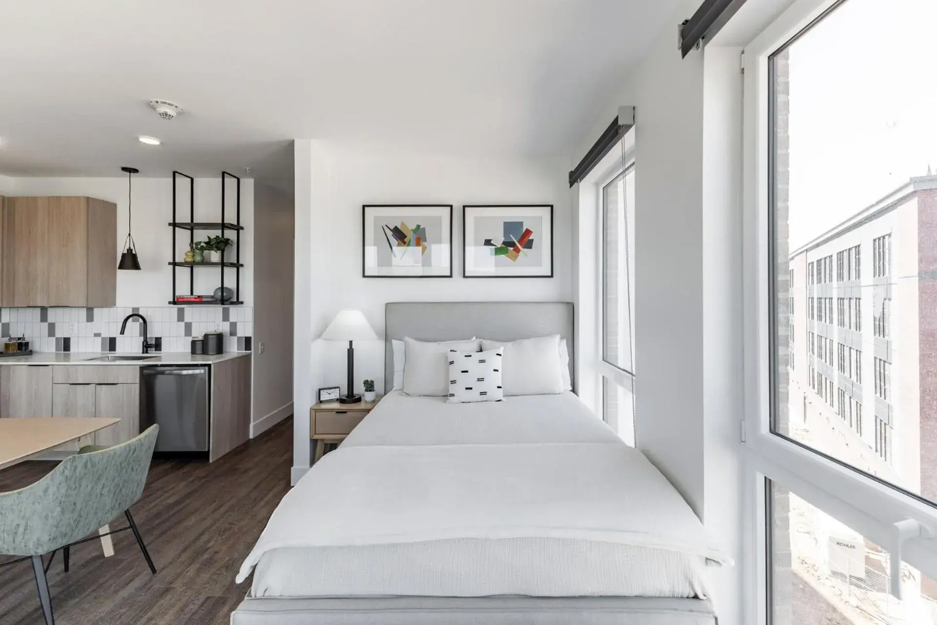 Bed in Anthem House Huntsville MidCity, powered by Placemakr Bed in Anthem House Huntsville MidCity, powered by Placemakr