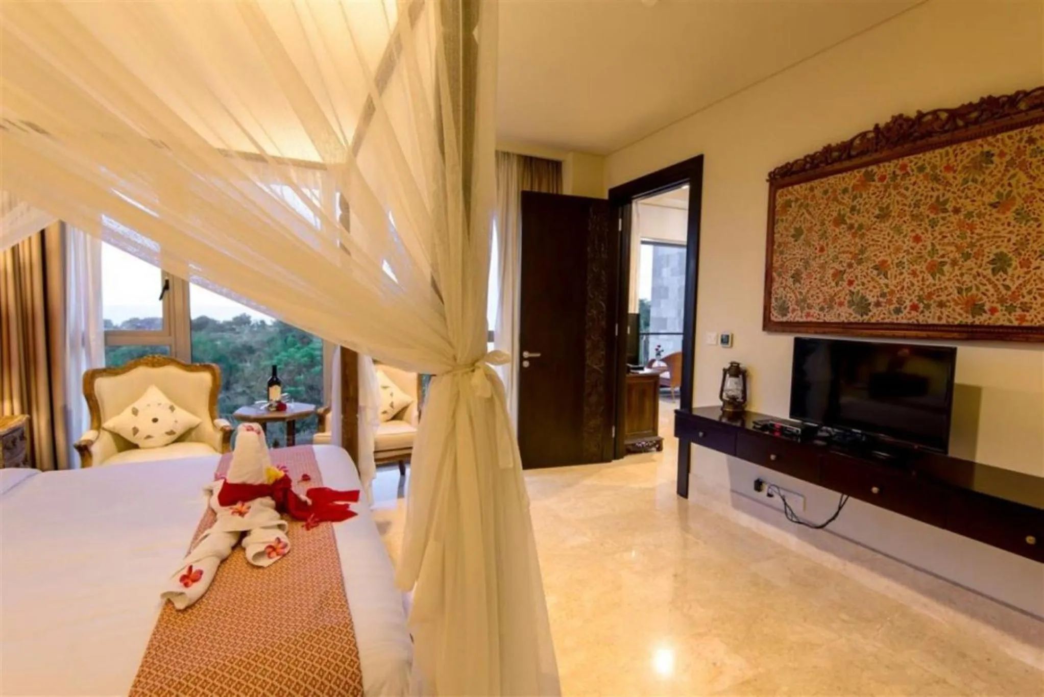 TV and multimedia, Bed in Luxury Apartment at AYANA Residences