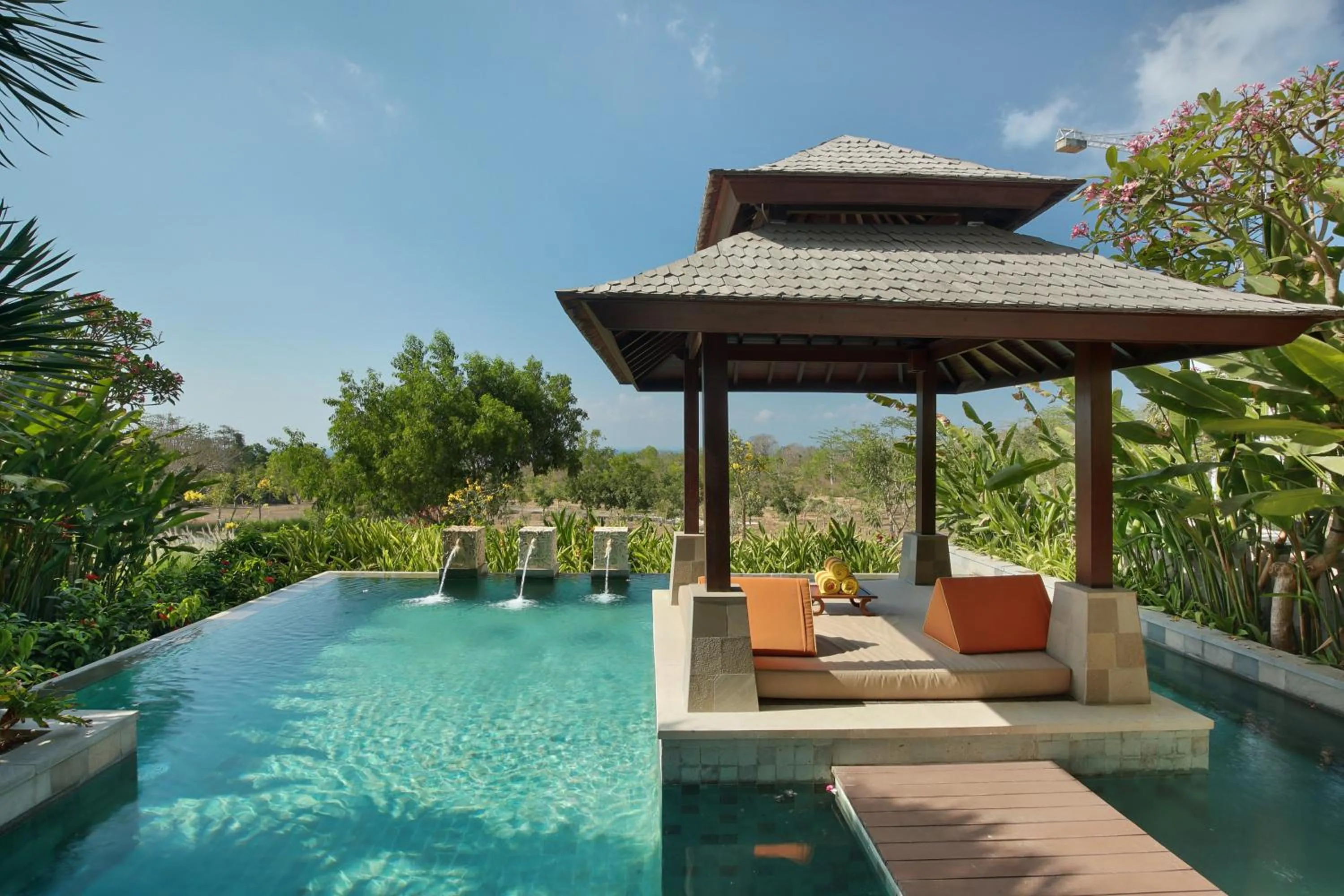 Area and facilities in Luxury Apartment at AYANA Residences