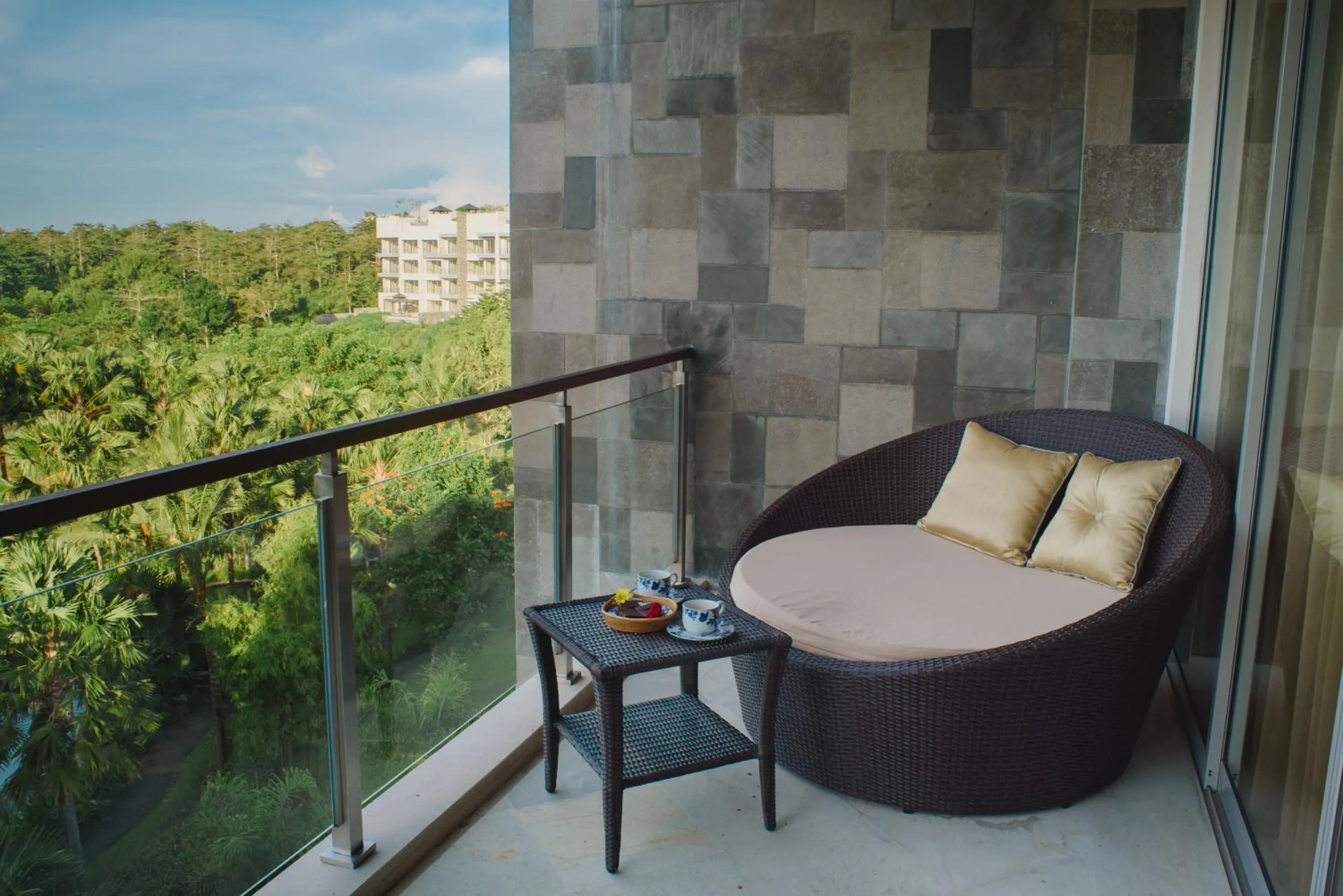 Balcony/Terrace in Luxury Apartment at AYANA Residences