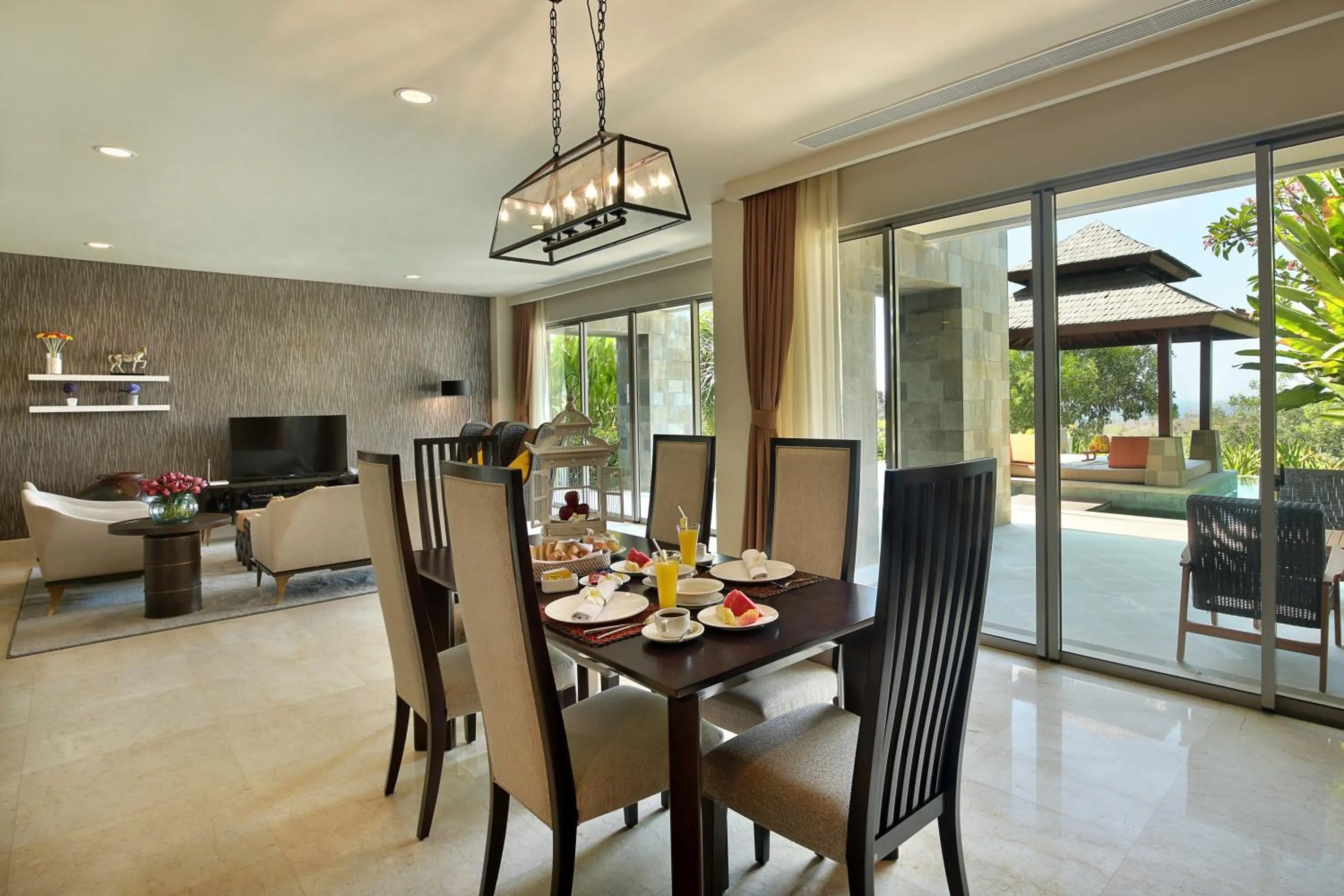 Area and facilities in Luxury Apartment at AYANA Residences