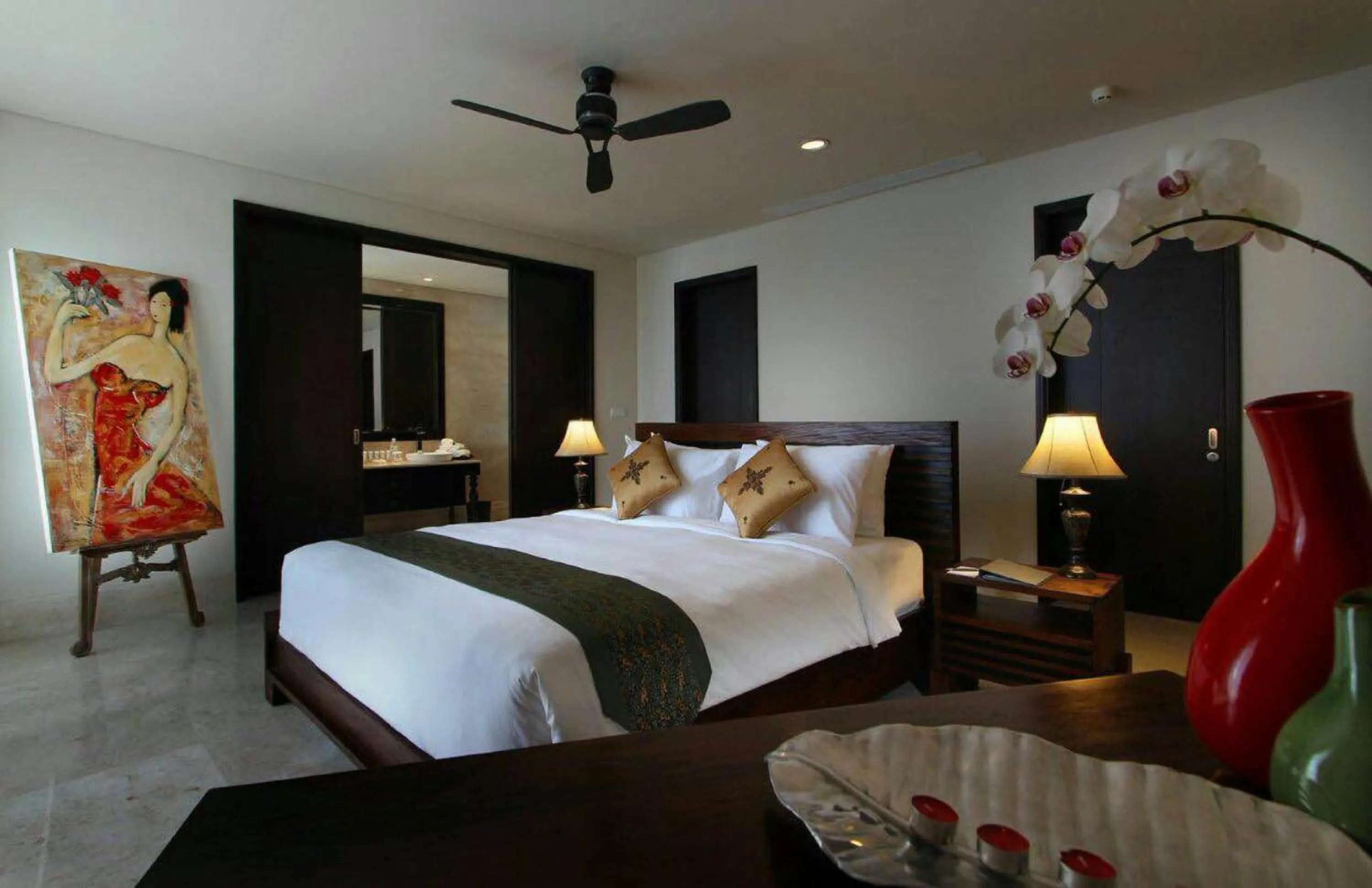 Bedroom, Bed in Luxury Apartment at AYANA Residences