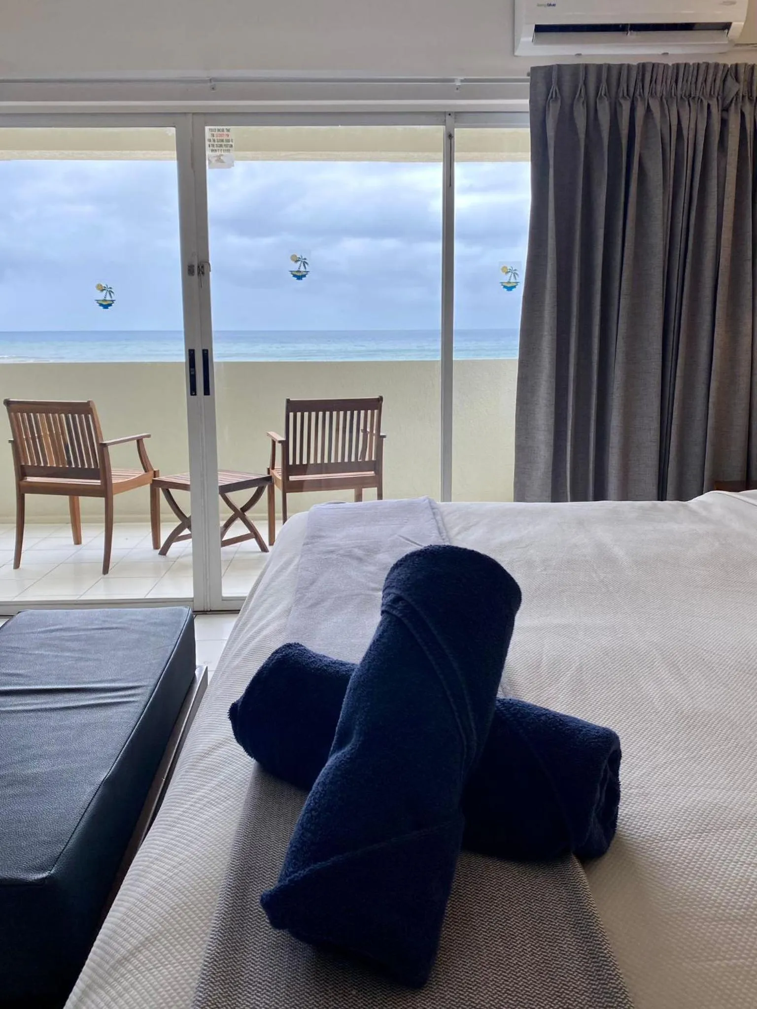 Bedroom, Bed in Hôtel Le Roy