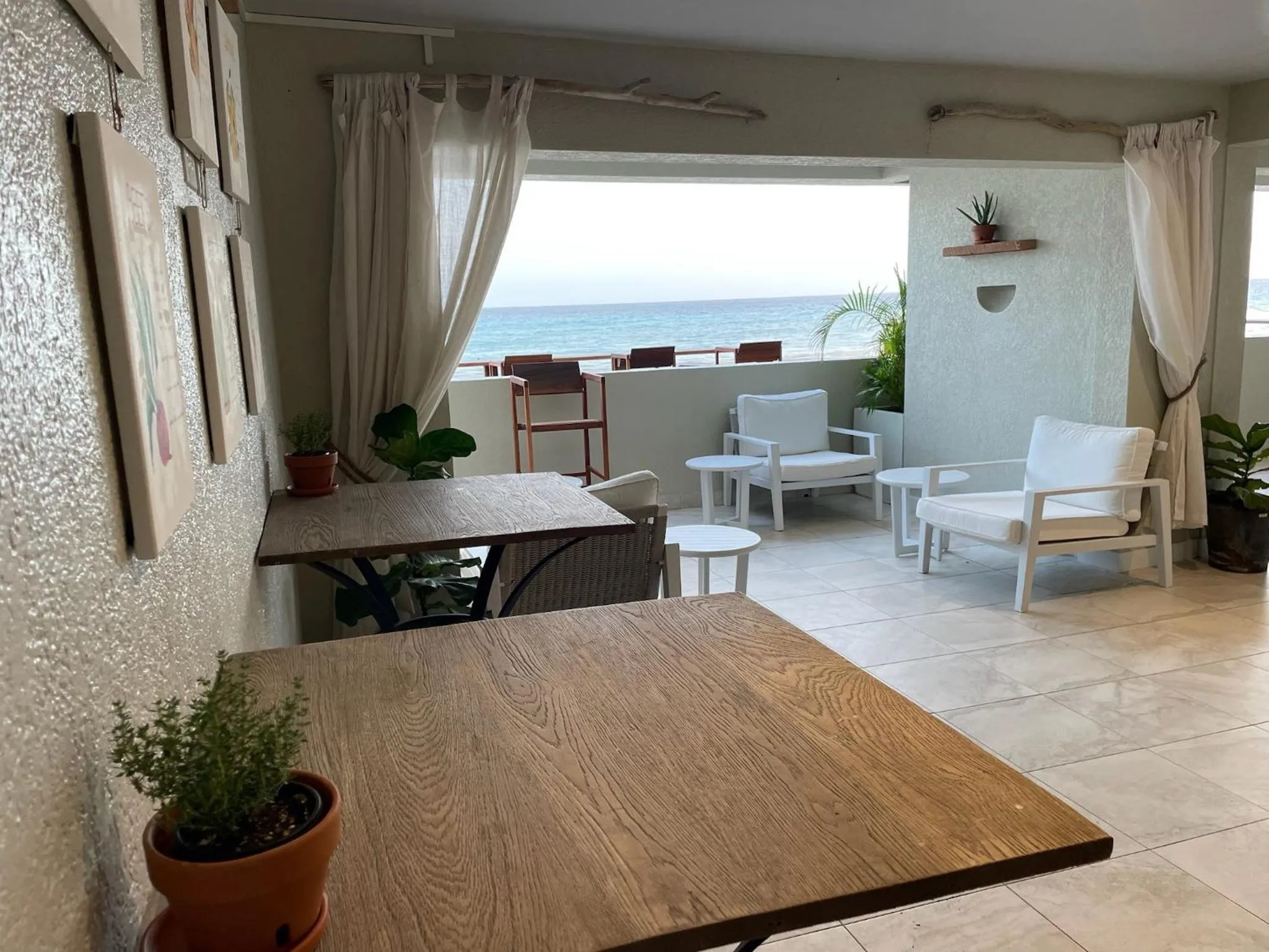 Property building in Hôtel Le Roy